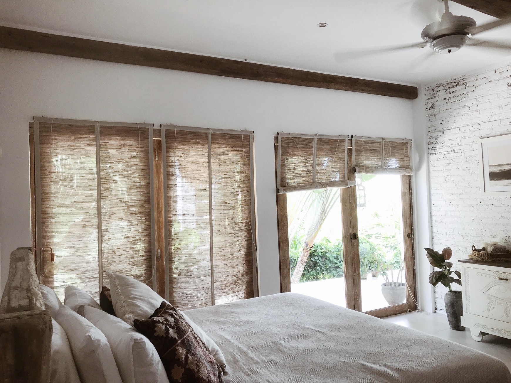 Freehold - Tropical Oasis with Private Villas, Large Garden & Pool in Canggu, Bali