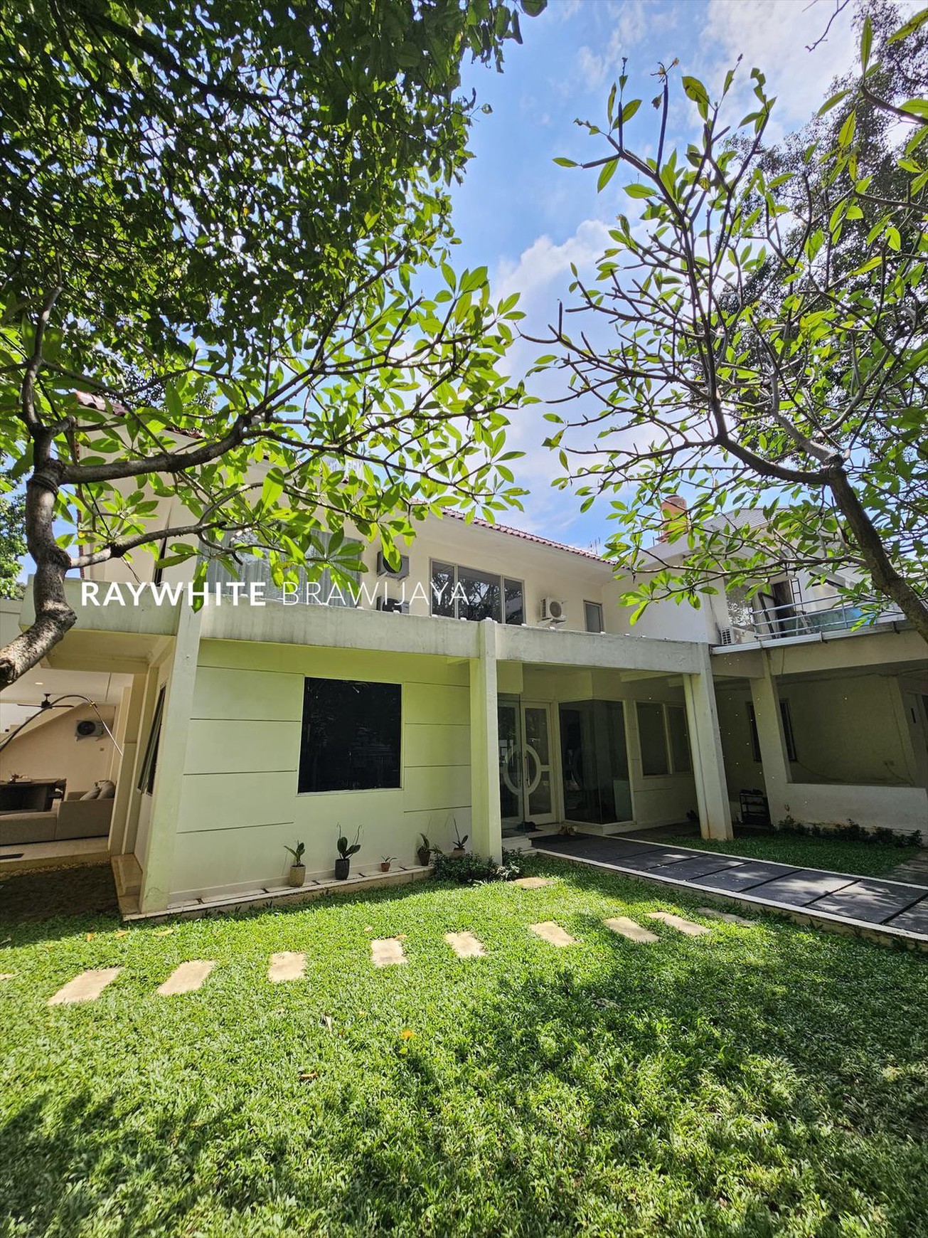 Rumah Cocok Untuk Usaha Lokasi Strategis Area Kebayoran Baru