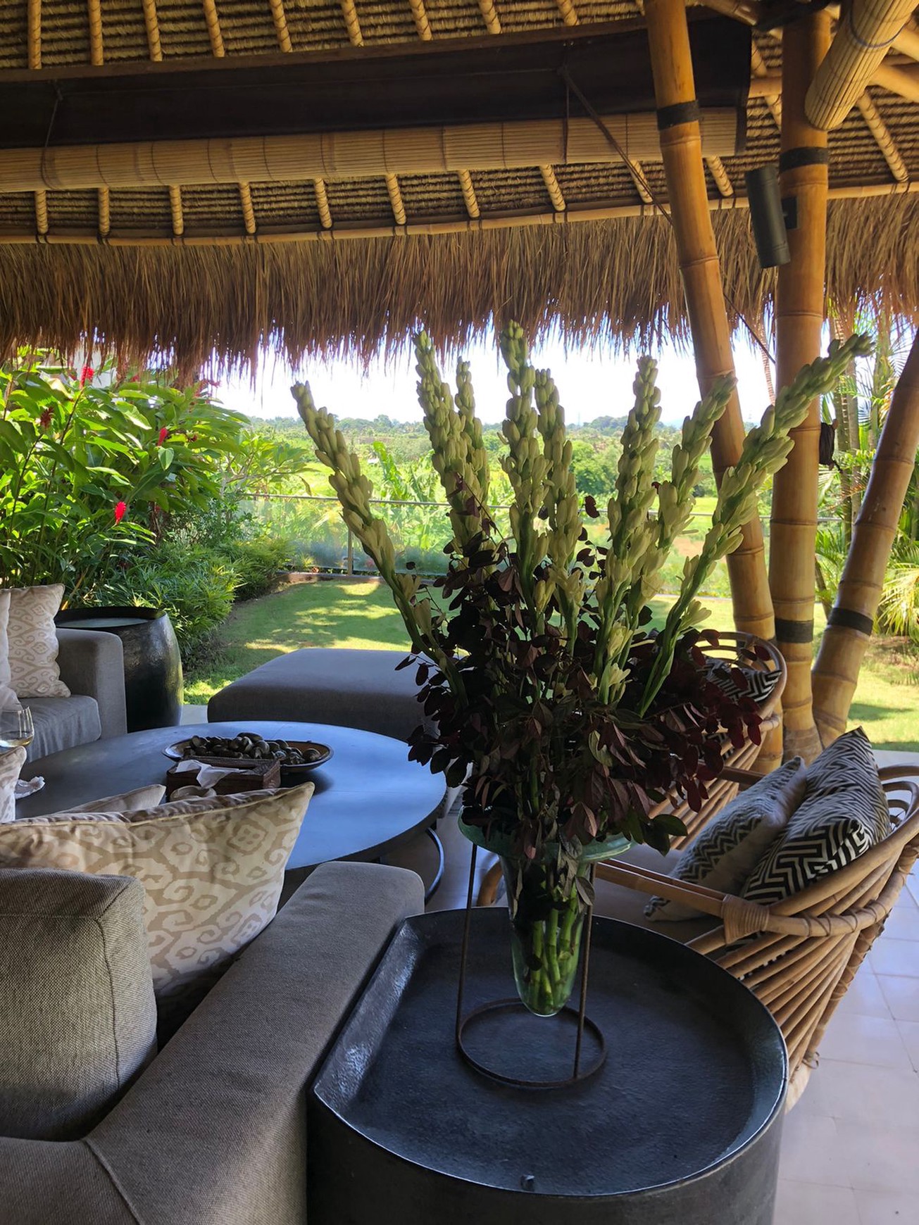 Villa for Sale Freehold - Exquisite Private Estate with Ricefield and Breathtaking Sunsets view in Munggu, Bali