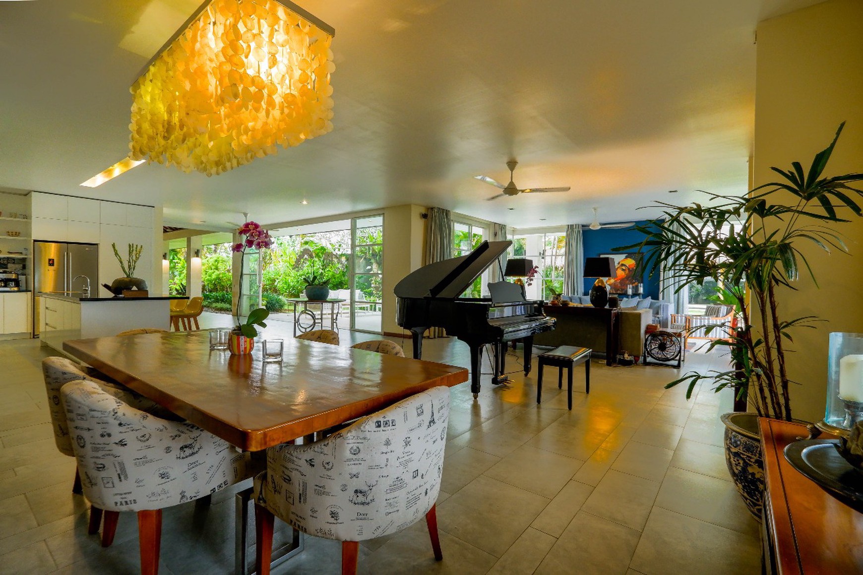 Villa for Sale Freehold - Exquisite Private Estate with Ricefield and Breathtaking Sunsets view in Munggu, Bali