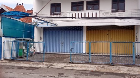 Disewakan Ruko 3 lantai di Jalan Ketintang Surabaya