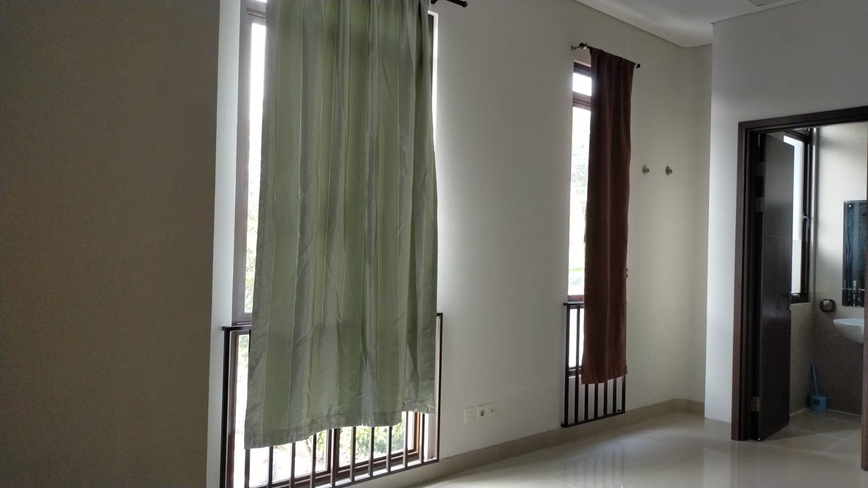 Rumah nyaman siap huni di The Mozia, Avezza BSD City