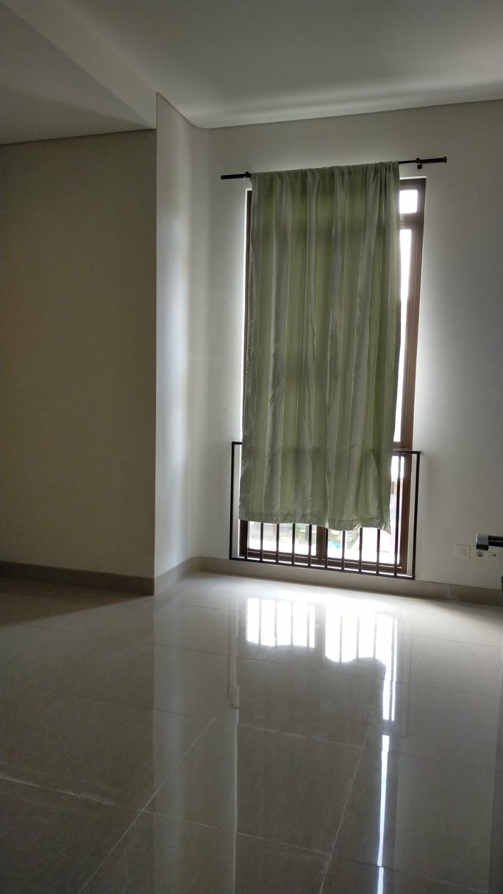 Rumah nyaman siap huni di The Mozia, Avezza BSD City