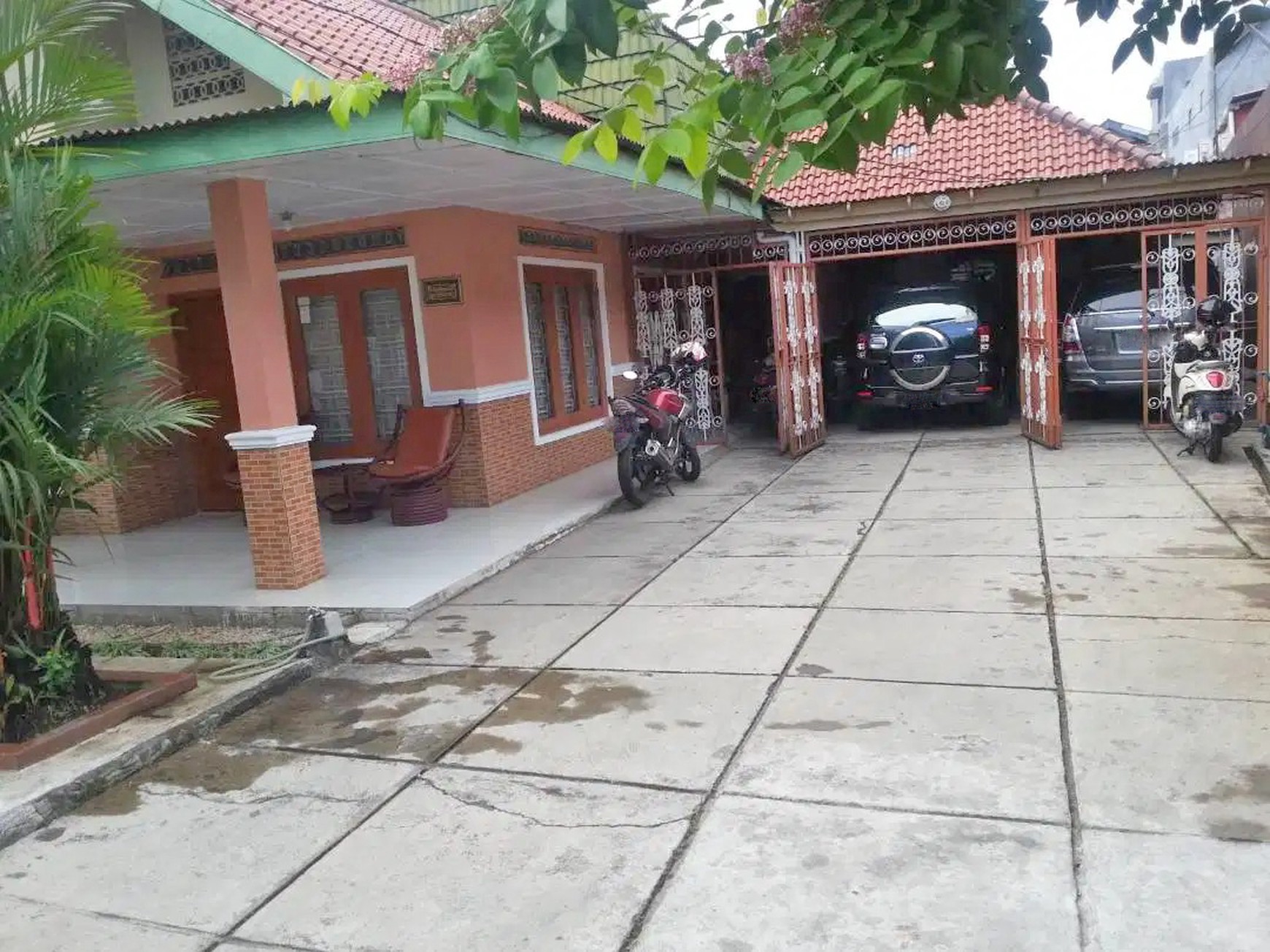 Rumah lokasi bagus di Cempaka Putih Jakarta Pusat