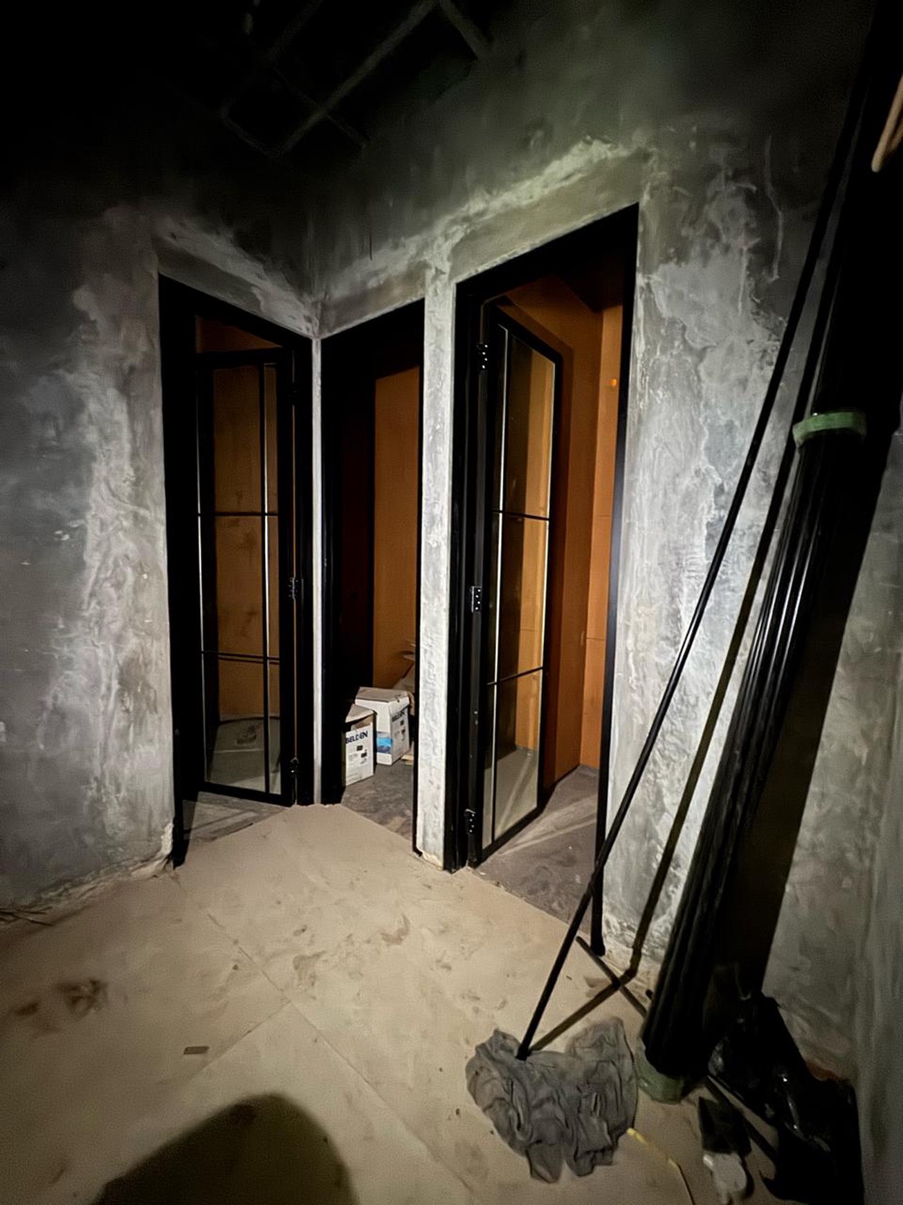 DIJUAL BANGUNAN KOMERSIL JALAN WIJAYA KEBAYORAN BARU JAKARTA SELATAN