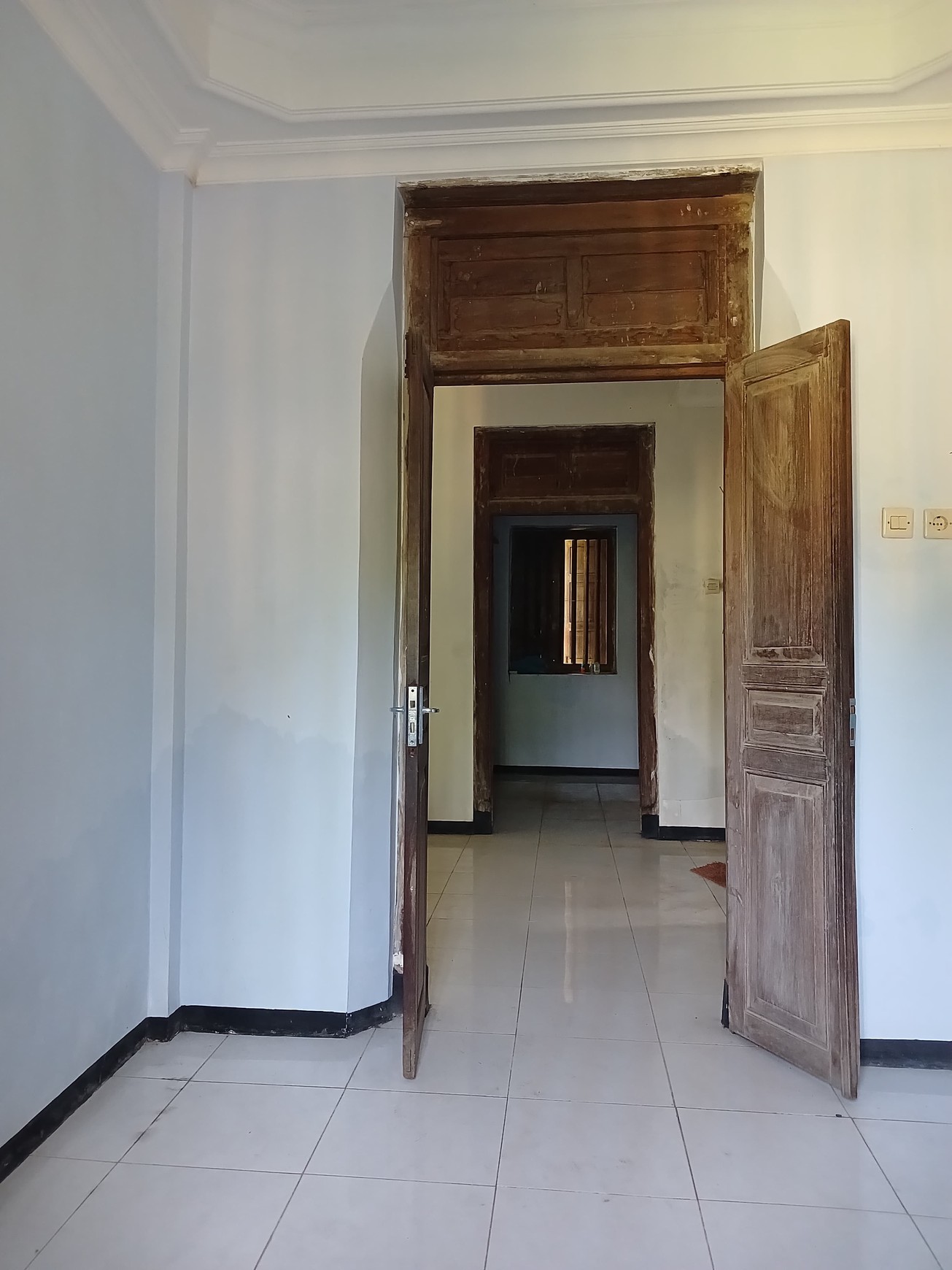 Rumah Dengan Halaman Luas Tanah Posisi Hook Berada di Bandung, Kutoarjo