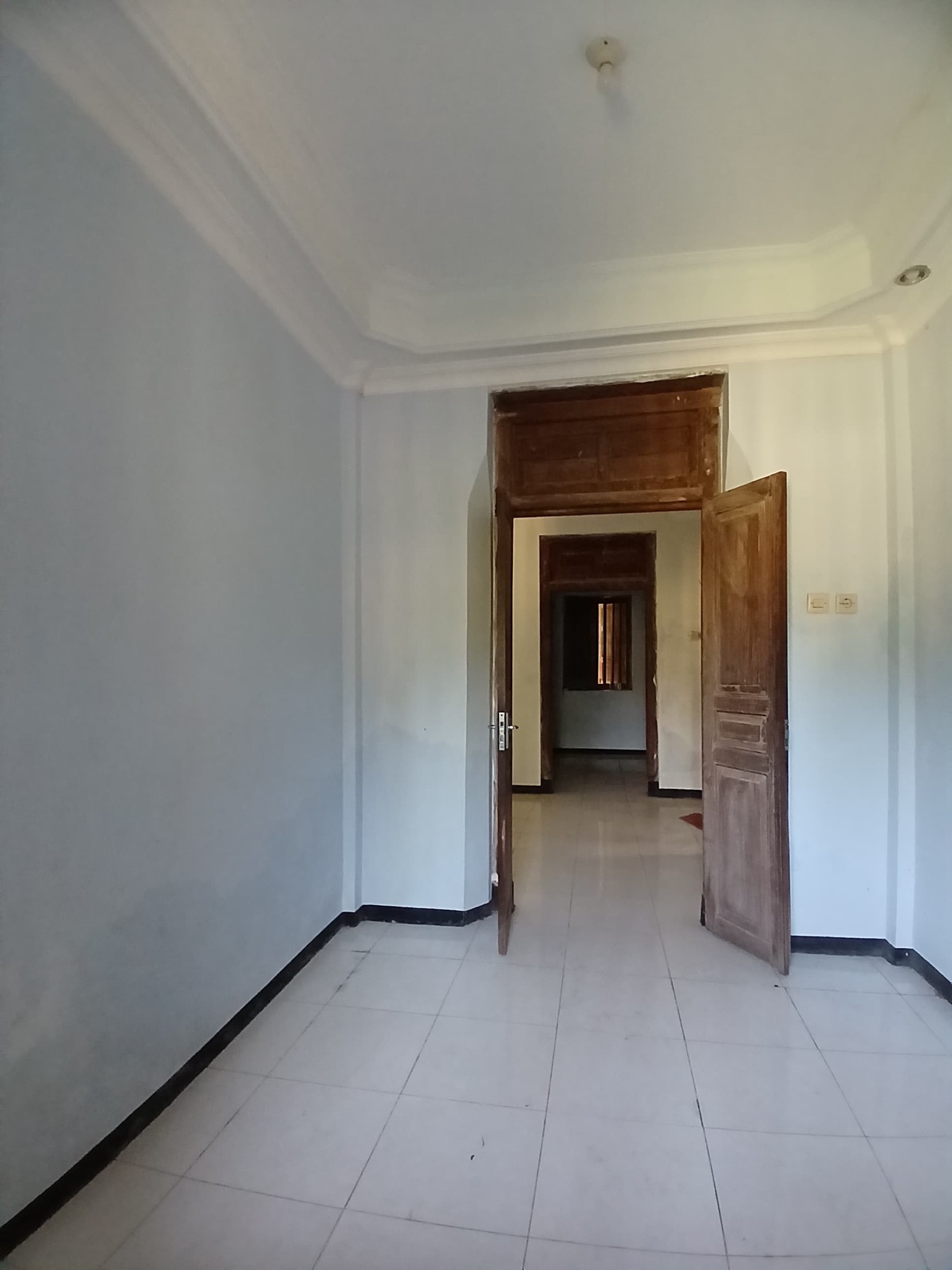 Rumah Dengan Halaman Luas Tanah Posisi Hook Berada di Bandung, Kutoarjo