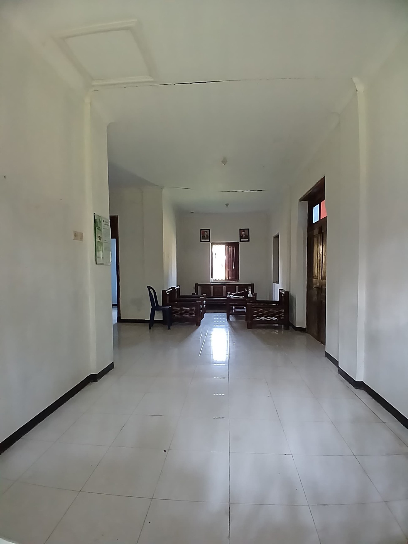 Rumah Dengan Halaman Luas Tanah Posisi Hook Berada di Bandung, Kutoarjo