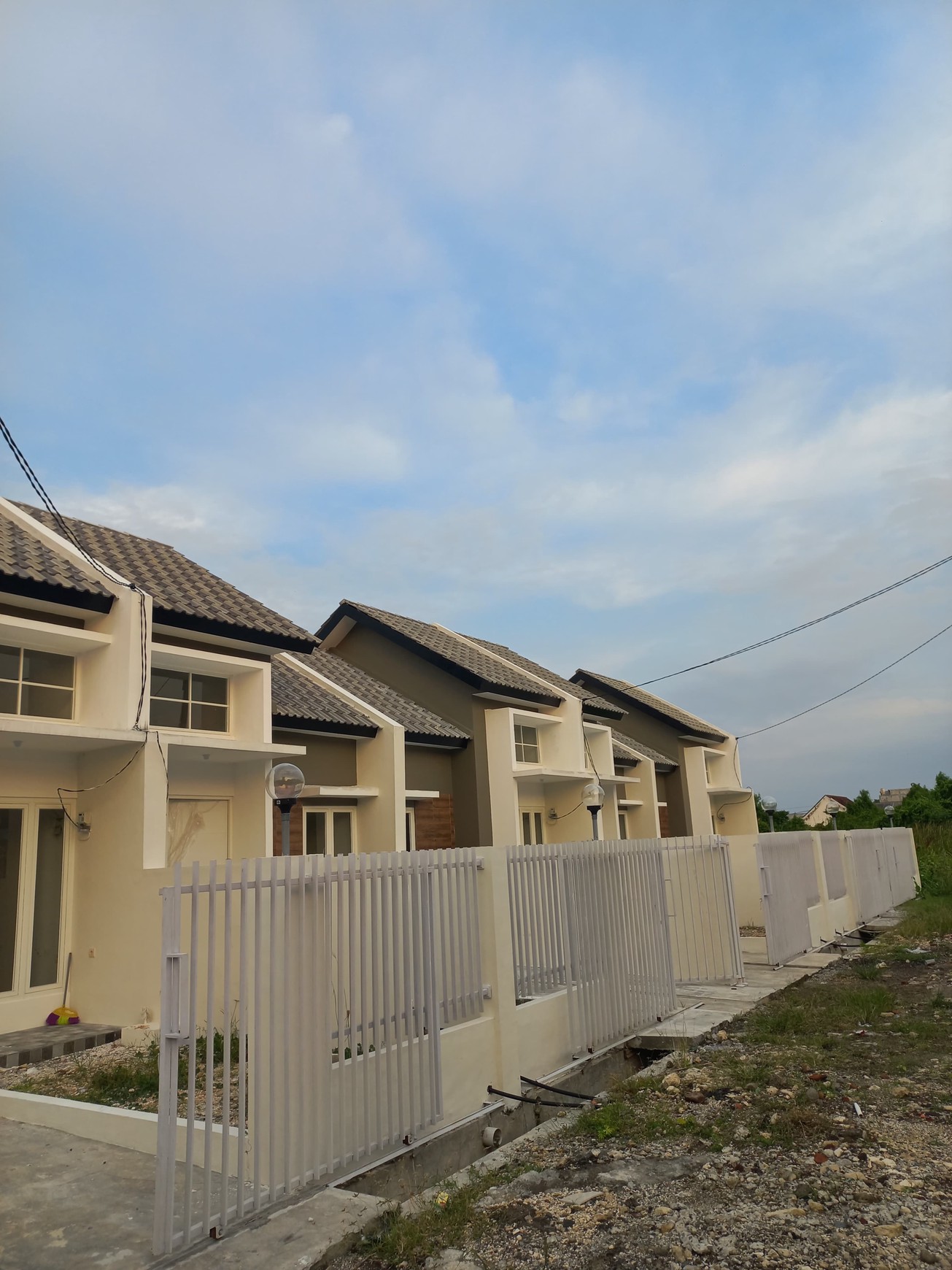 Alana Medokan Ayu - Investasi Rumah Terbaik di Alana Medokan Ayu