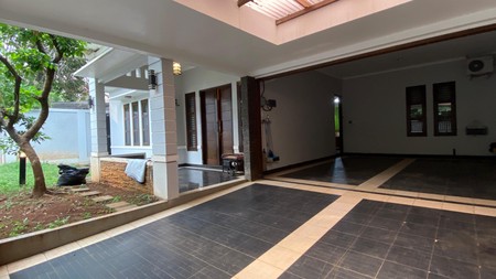 Jagakarsa montong rumah hitung tanah kondisi rapih siap huni