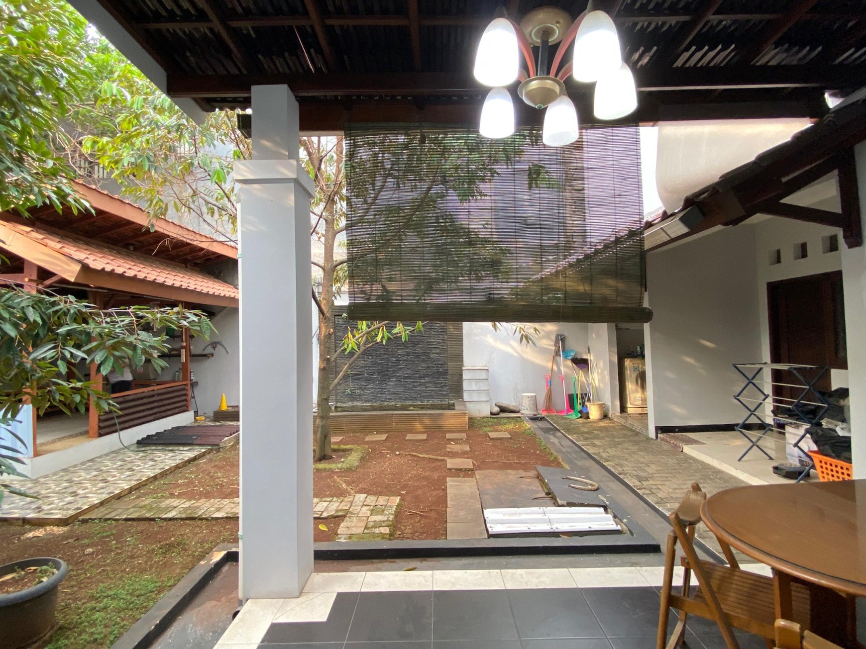 Jagakarsa montong rumah hitung tanah kondisi rapih siap huni