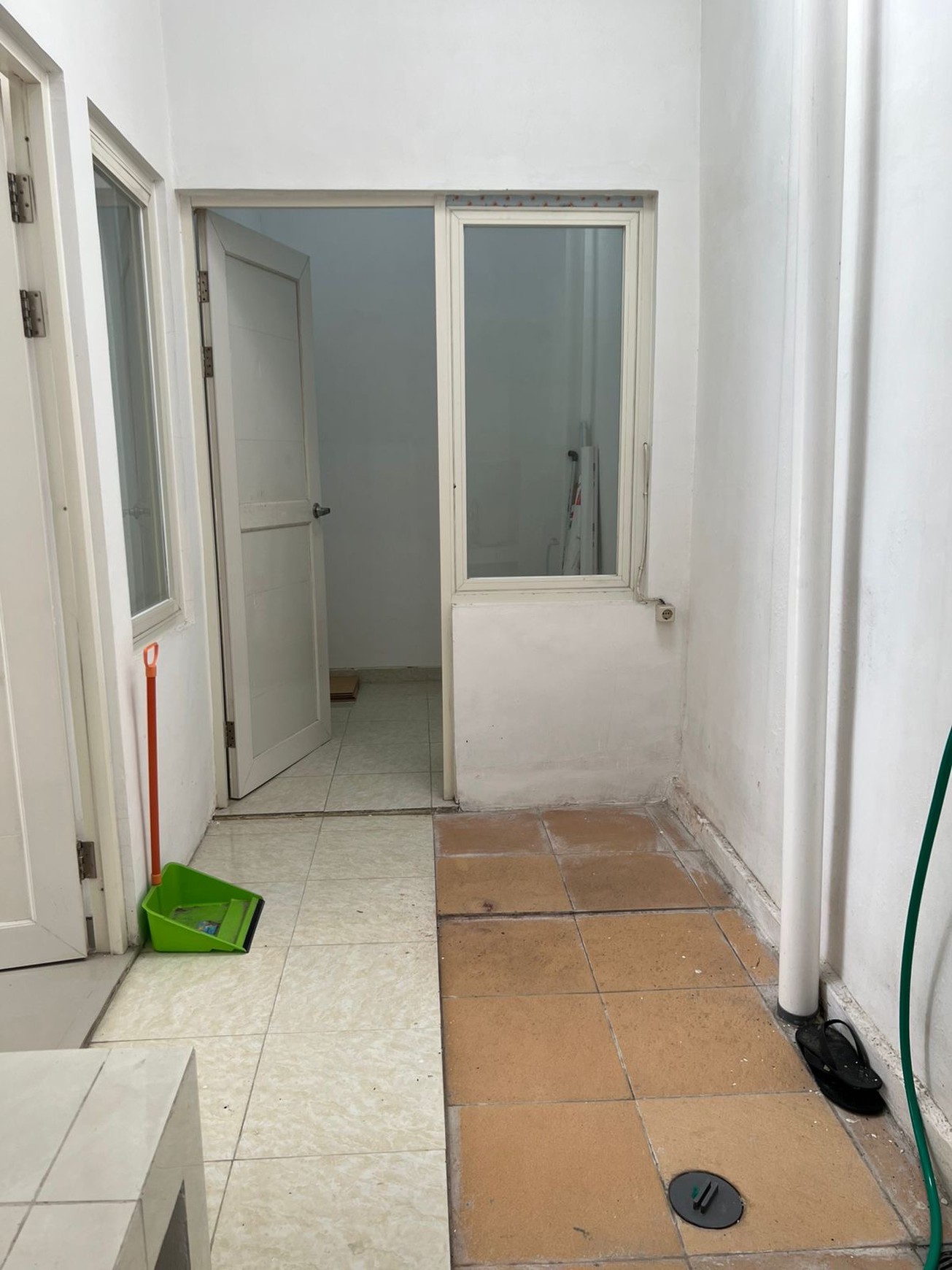 Rumah Djual di Green Mansion Regency Lontar Surabaya, Siap Huni