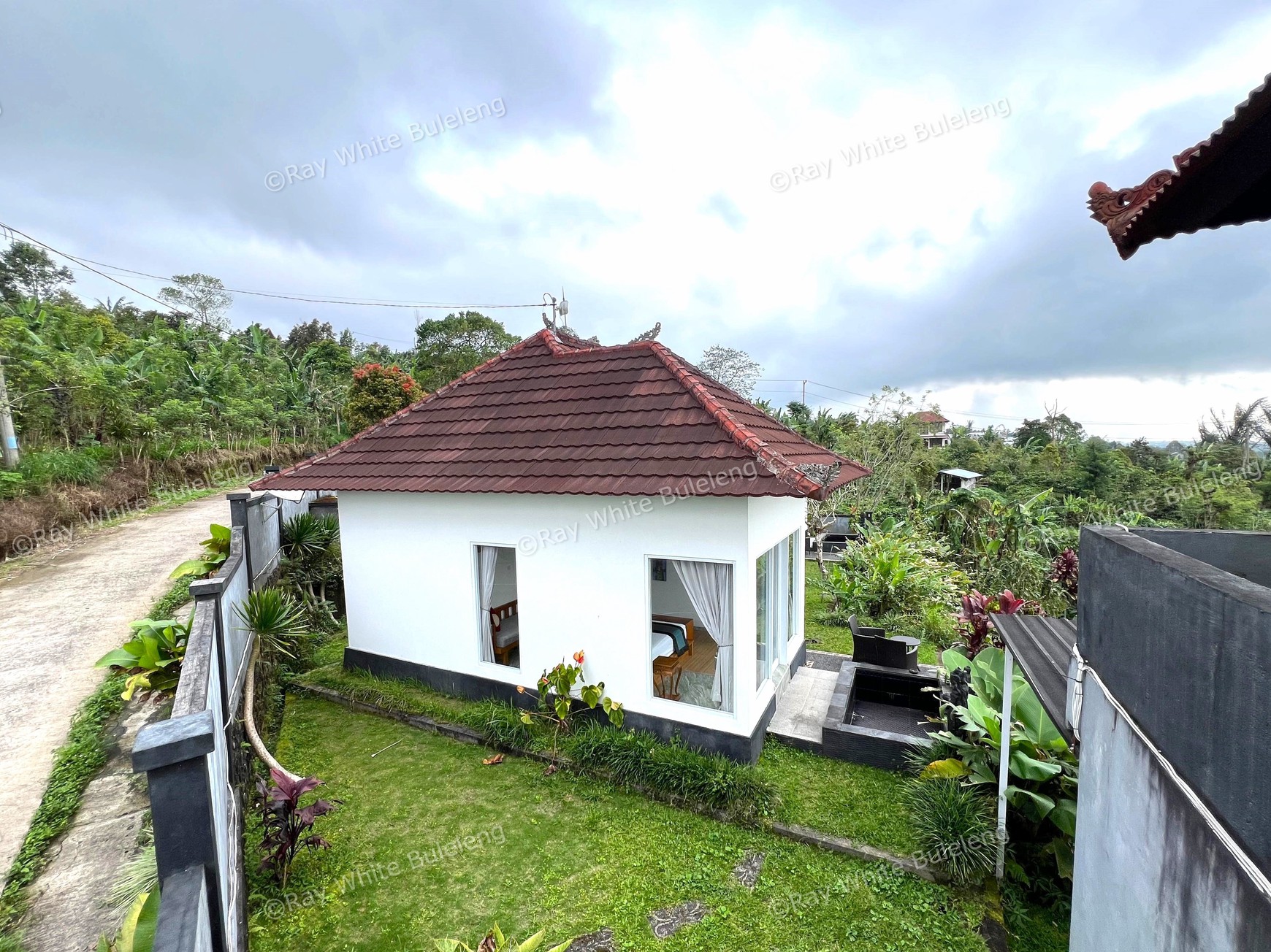 Peaceful Villa in Bali's Cool Highlands with Serene Views