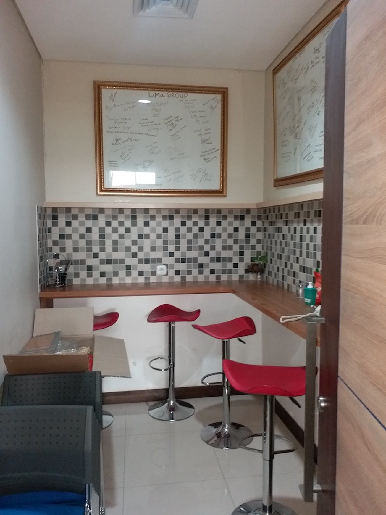 DIJUAL/SEWA Ruang Kantor di 18 Office Park TB Simatupang