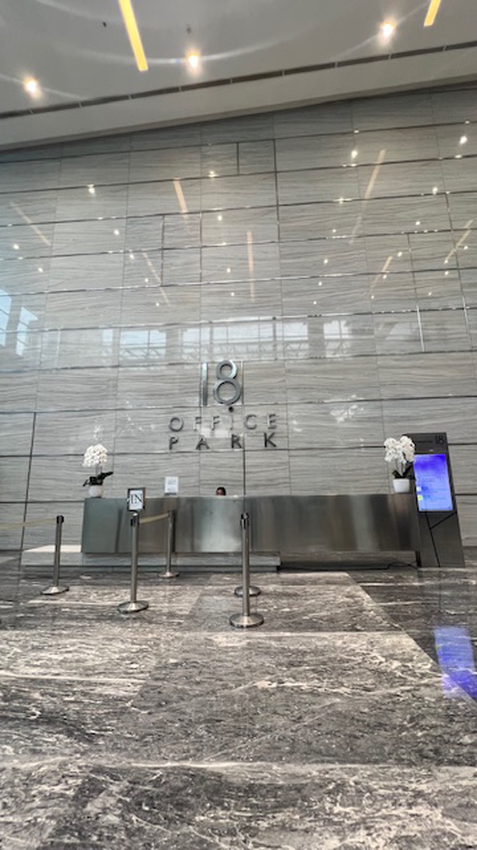 DIJUAL/SEWA Ruang Kantor di 18 Office Park TB Simatupang