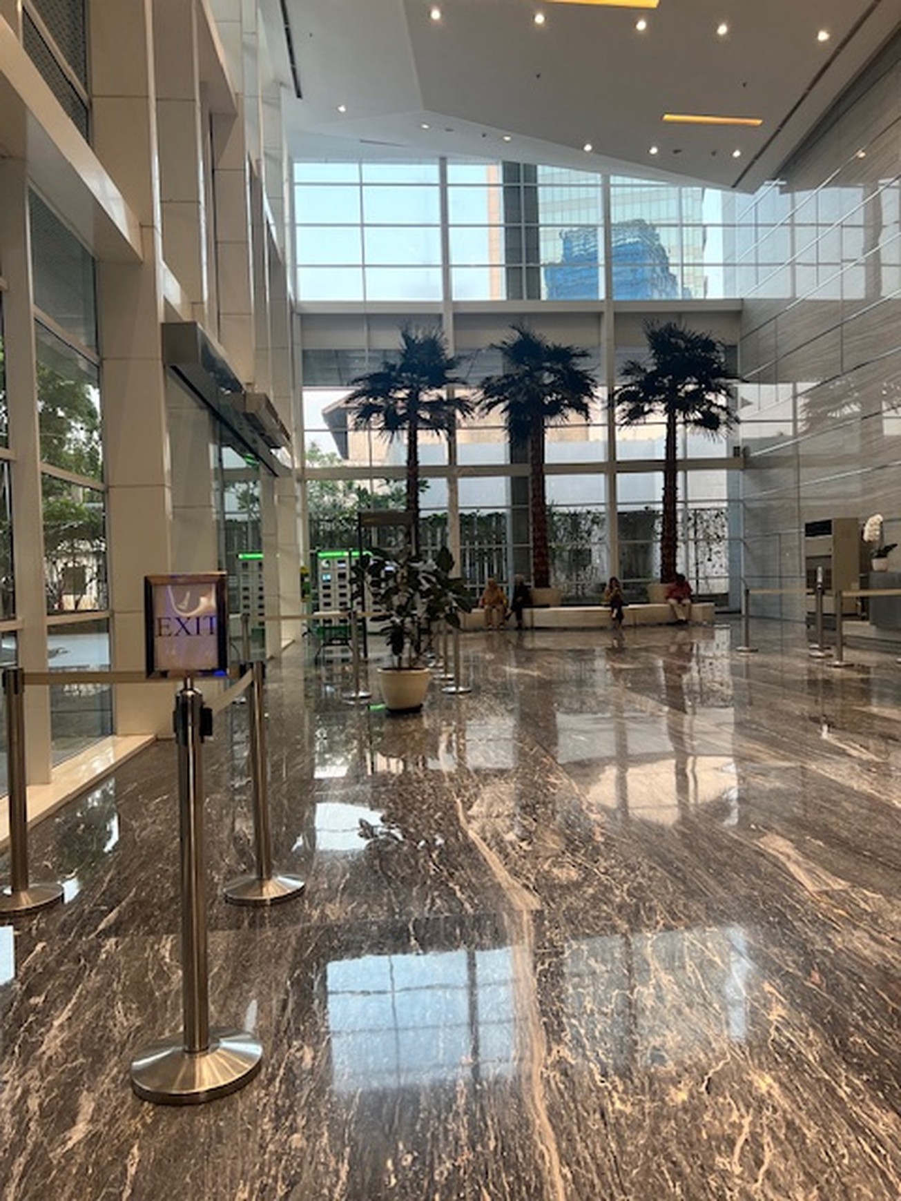 DIJUAL/SEWA Ruang Kantor di 18 Office Park TB Simatupang