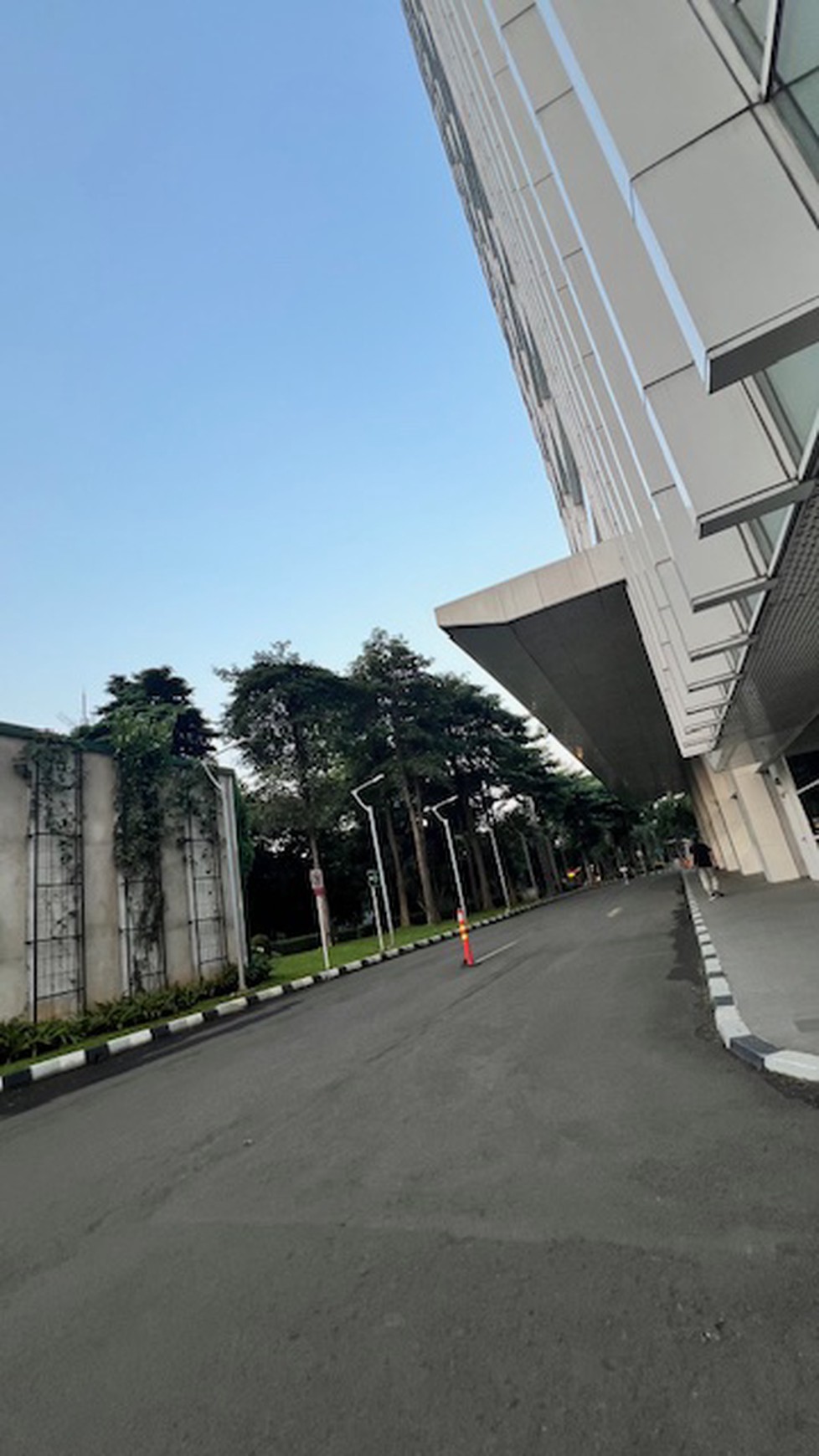 DIJUAL/SEWA Ruang Kantor di 18 Office Park TB Simatupang