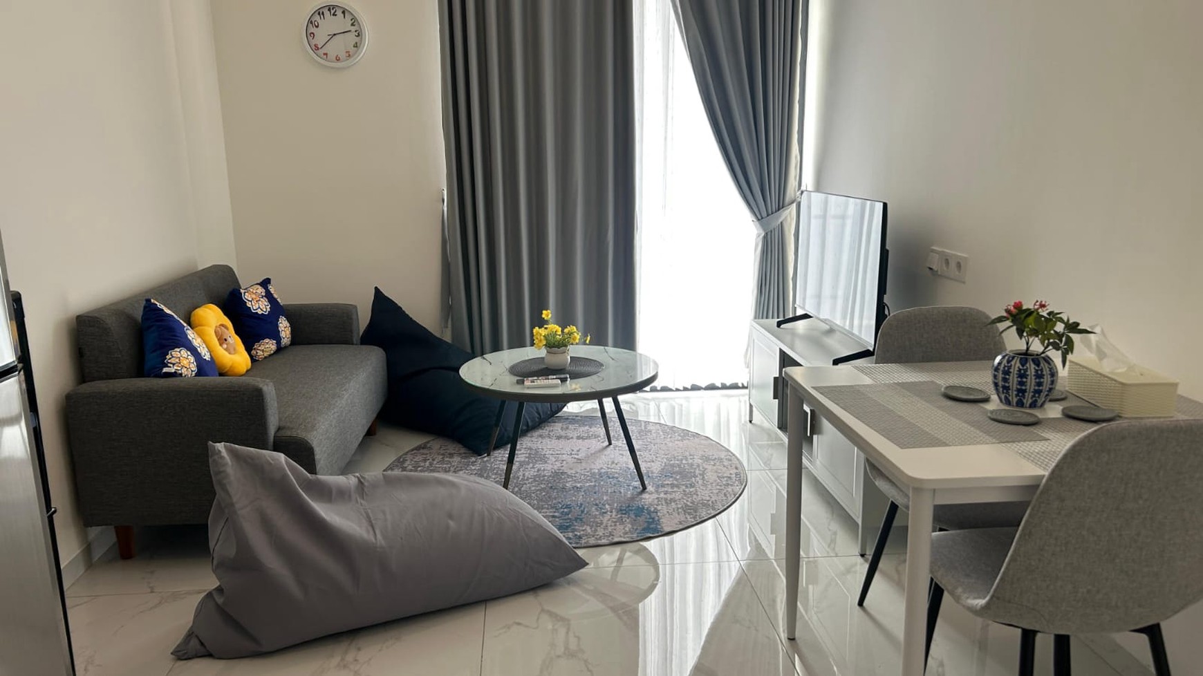 Disewa Apartemen Sky House Type 2 BR Tower Castilla Alam Sutera TangSel, Strategis Siap Huni