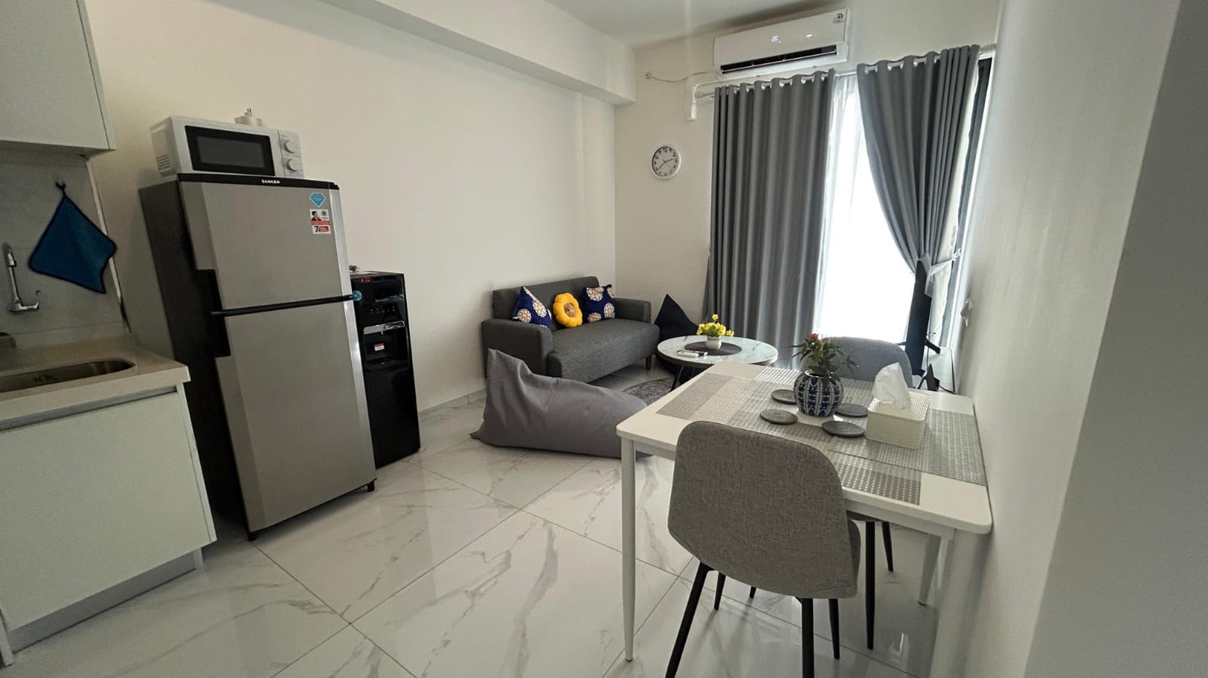 Disewa Apartemen Sky House Type 2 BR Tower Castilla Alam Sutera TangSel, Strategis Siap Huni