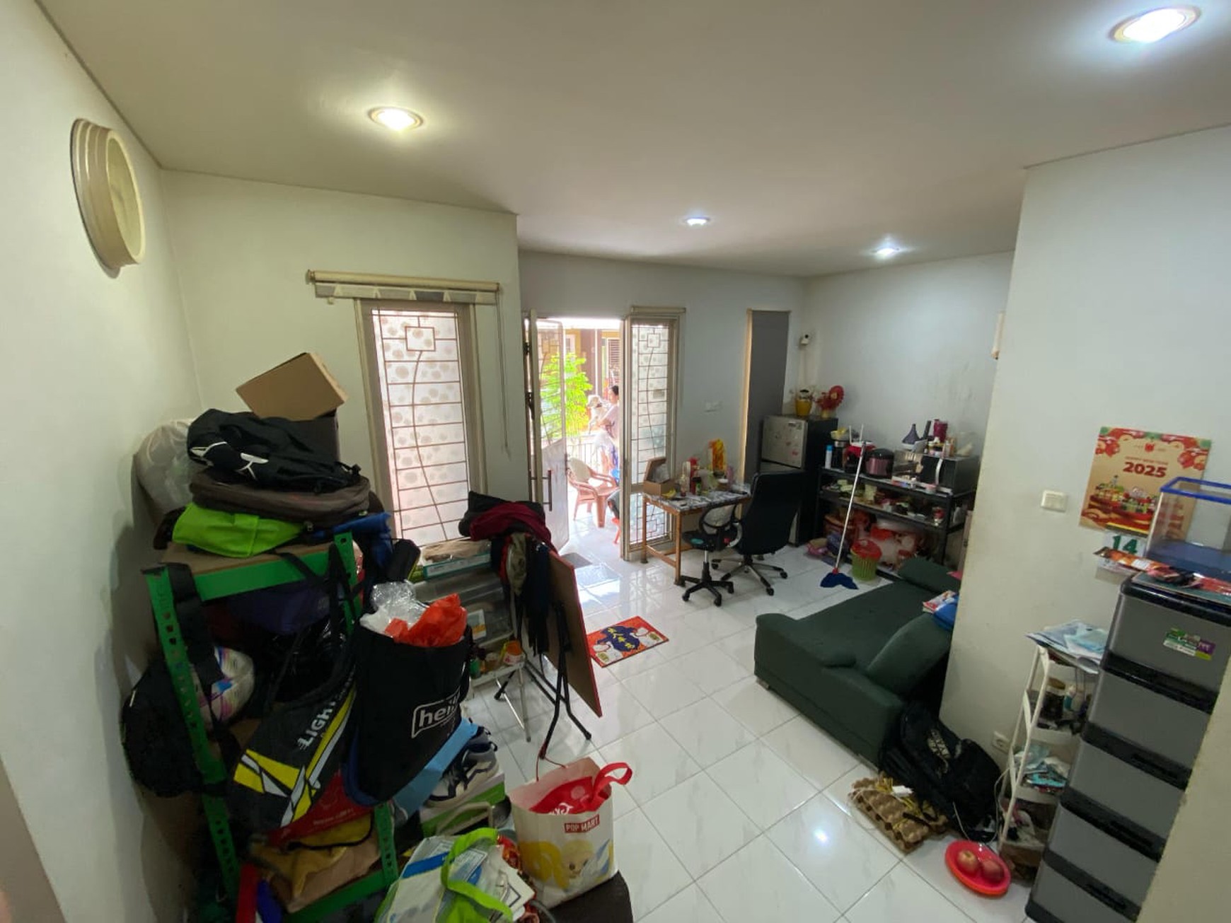 Dijual Cepat Rumah 2 Lantai. Lebar 7, Hanya 1.350 M Malibu Village Gading Serpong