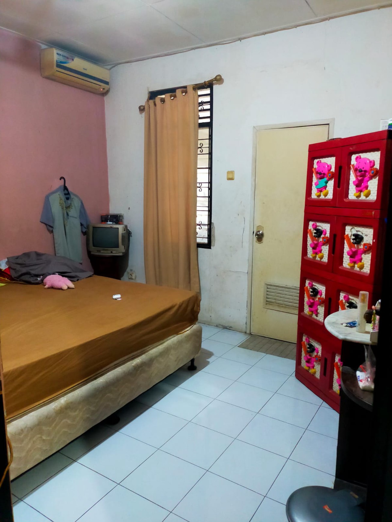 Rumah hitung tanah di Cipadu- Larangan.