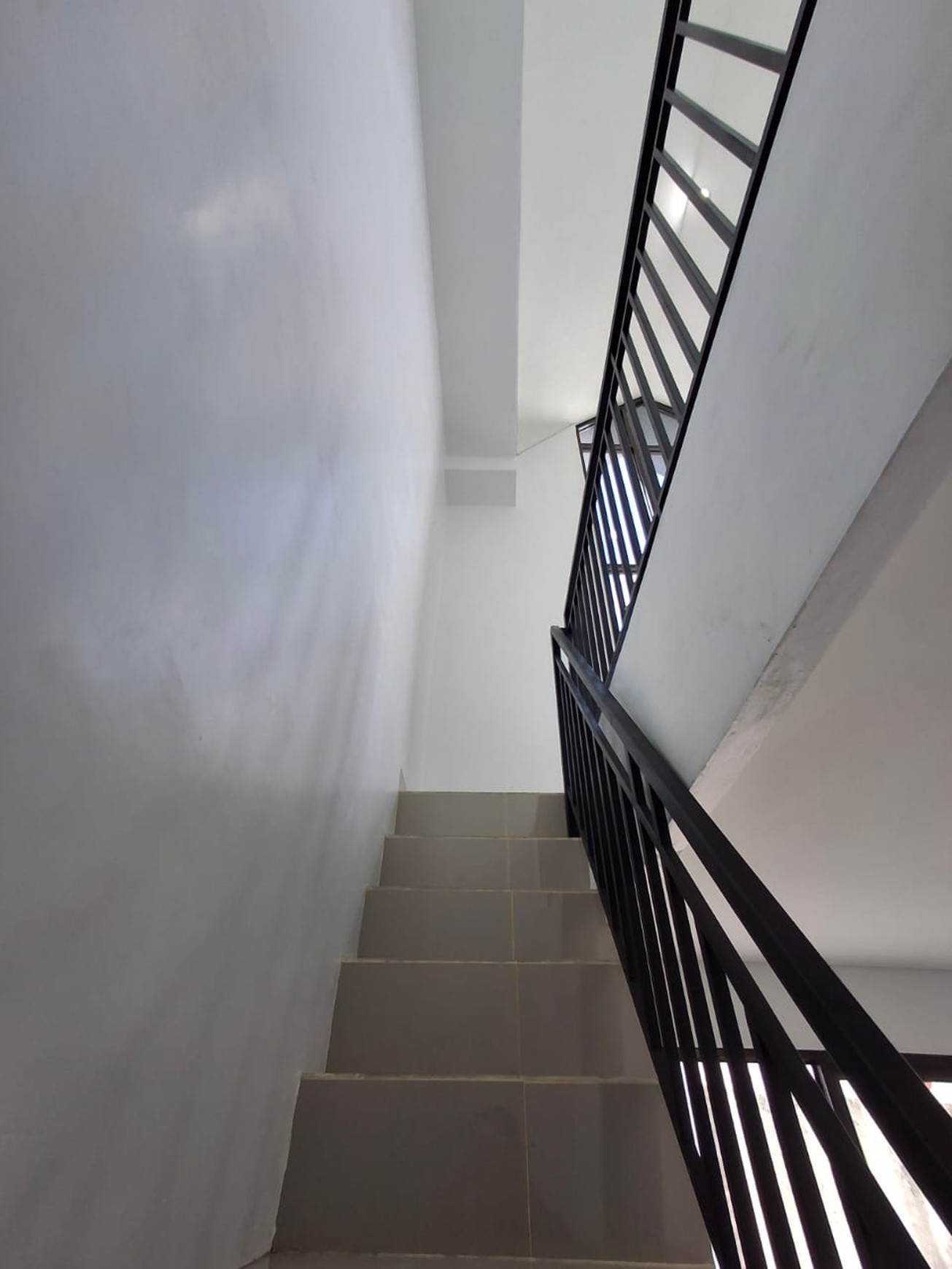 Rumah Minimalis, Brand New, Bagus Siap huni di Reni - Pamulang.