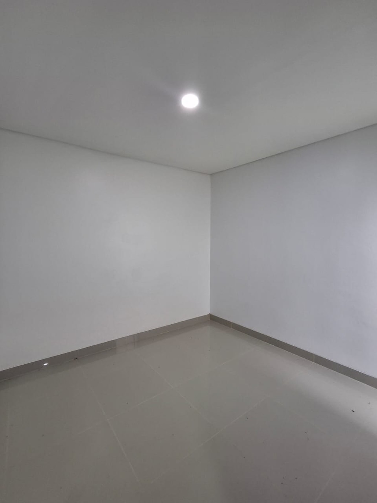 Rumah Minimalis, Brand New, Bagus Siap huni di Reni - Pamulang.