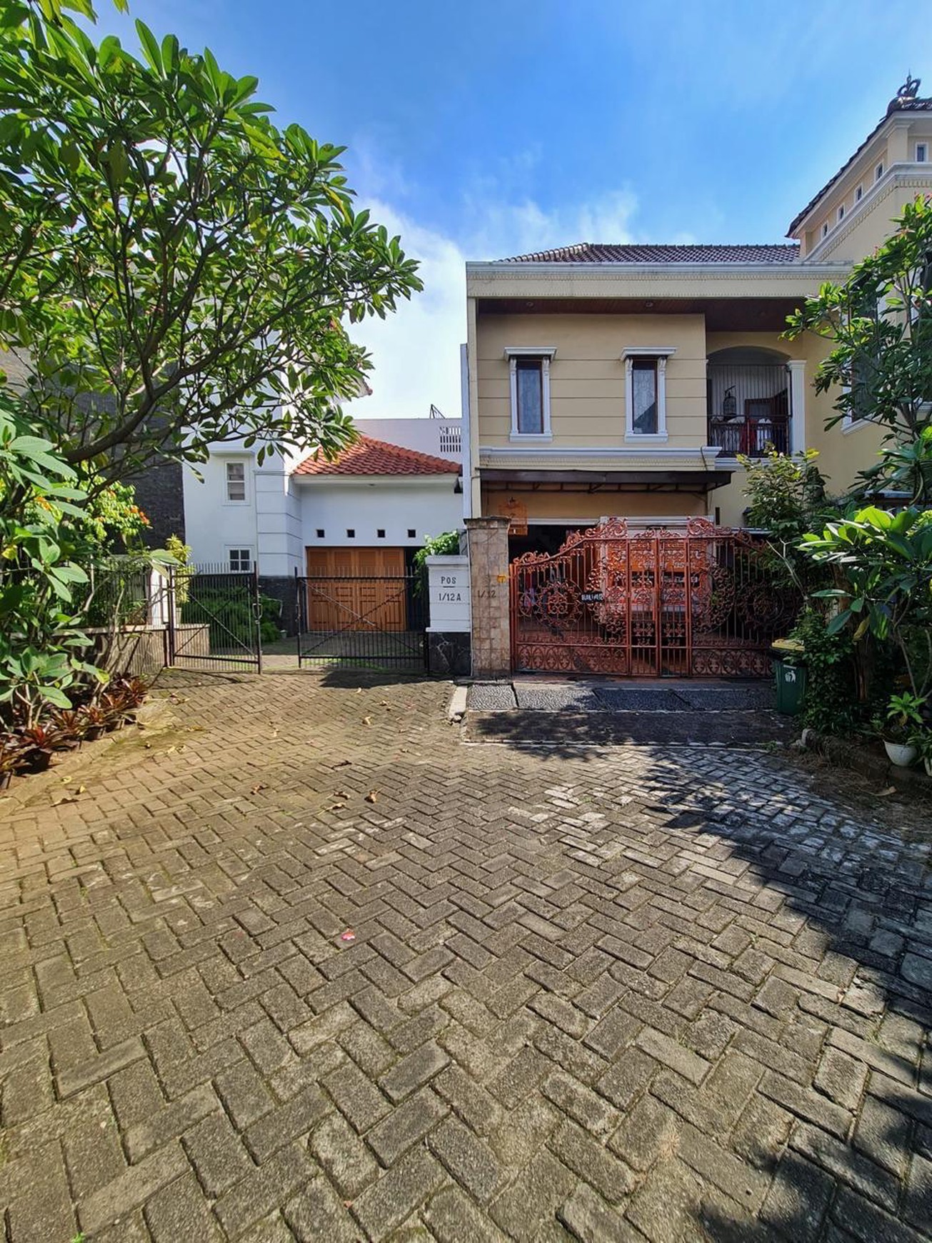 Rumah Siap Huni dengan Hunian Nyaman dan Asri di Rempoa