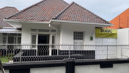 Rumah Bagus Dijual Jalan Teratai Tambaksari Surabaya