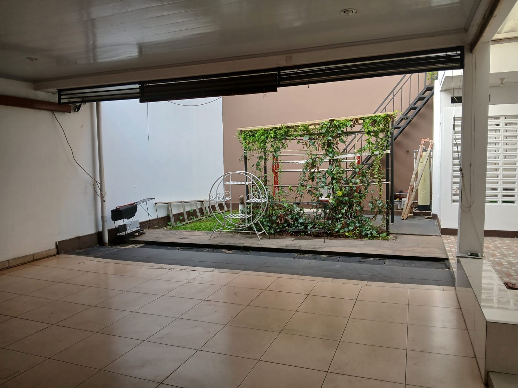 Rumah Grand Galaxy, Villa Jakasetia, Bekasi