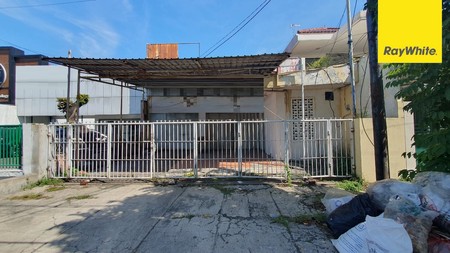 Disewakan Rumah Strategis di Jalan Kartini Surabaya Pusat