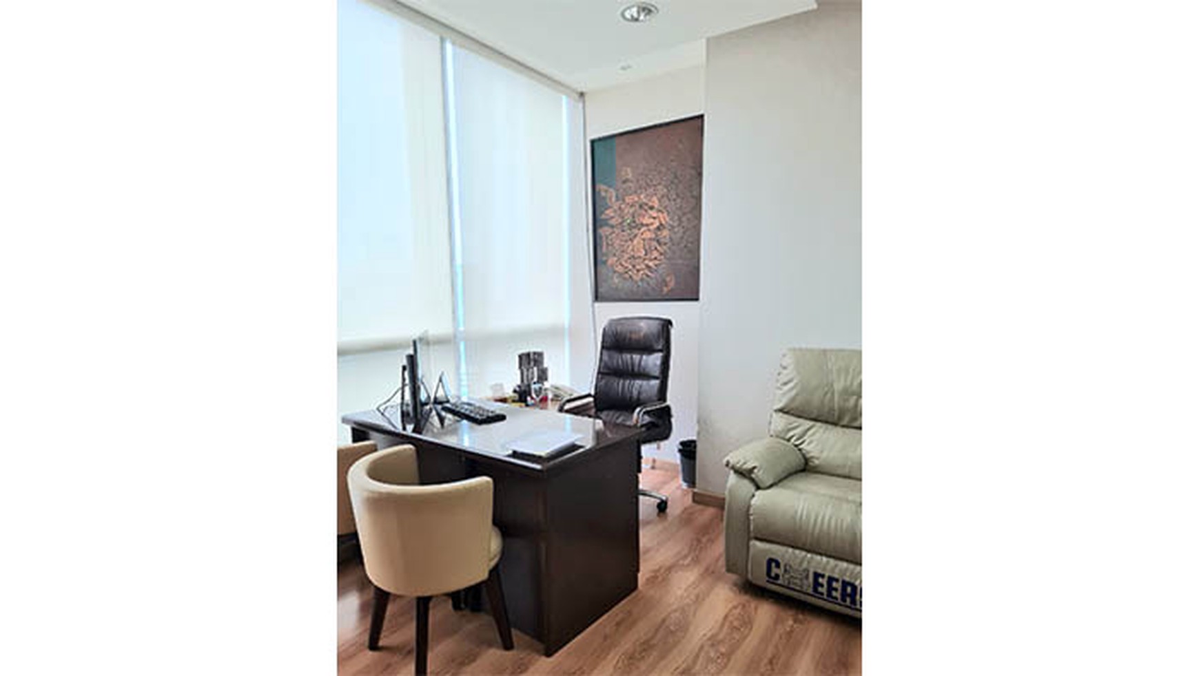 Office 8 Building Lantai 17, Jl Jend. Sudirman Senayan