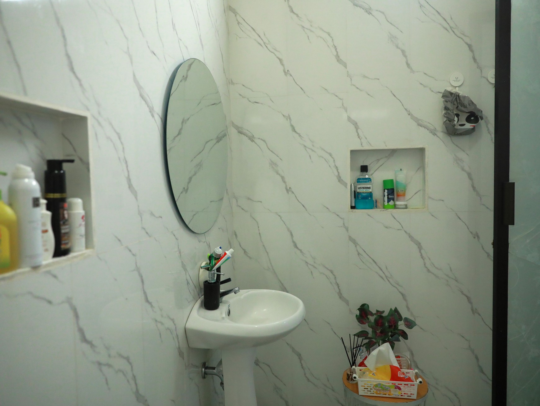 COZY 3-BEDROOM HOUSE, ONLY 5 MINUTES TO LOVINA BEACH