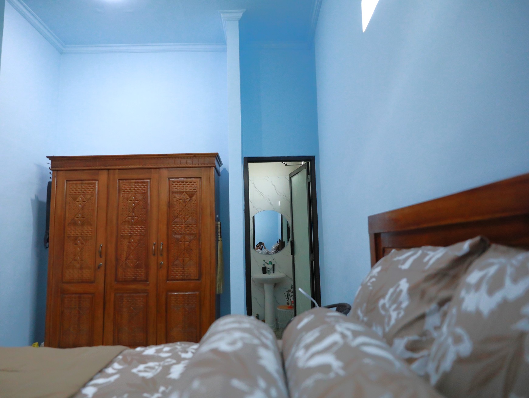 COZY 3-BEDROOM HOUSE, ONLY 5 MINUTES TO LOVINA BEACH