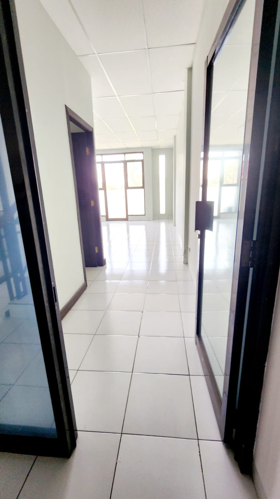 Ruko 3.5 Lantai Lokasi Strategis