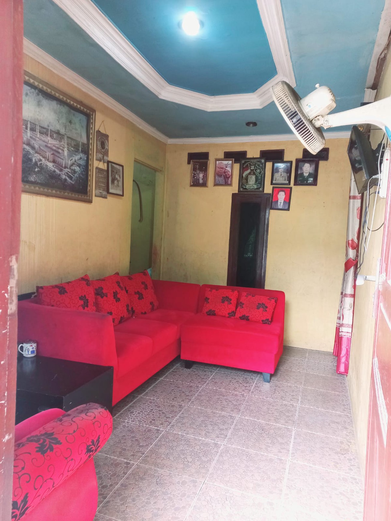 Rumah Hitung Tanah Area Cipete