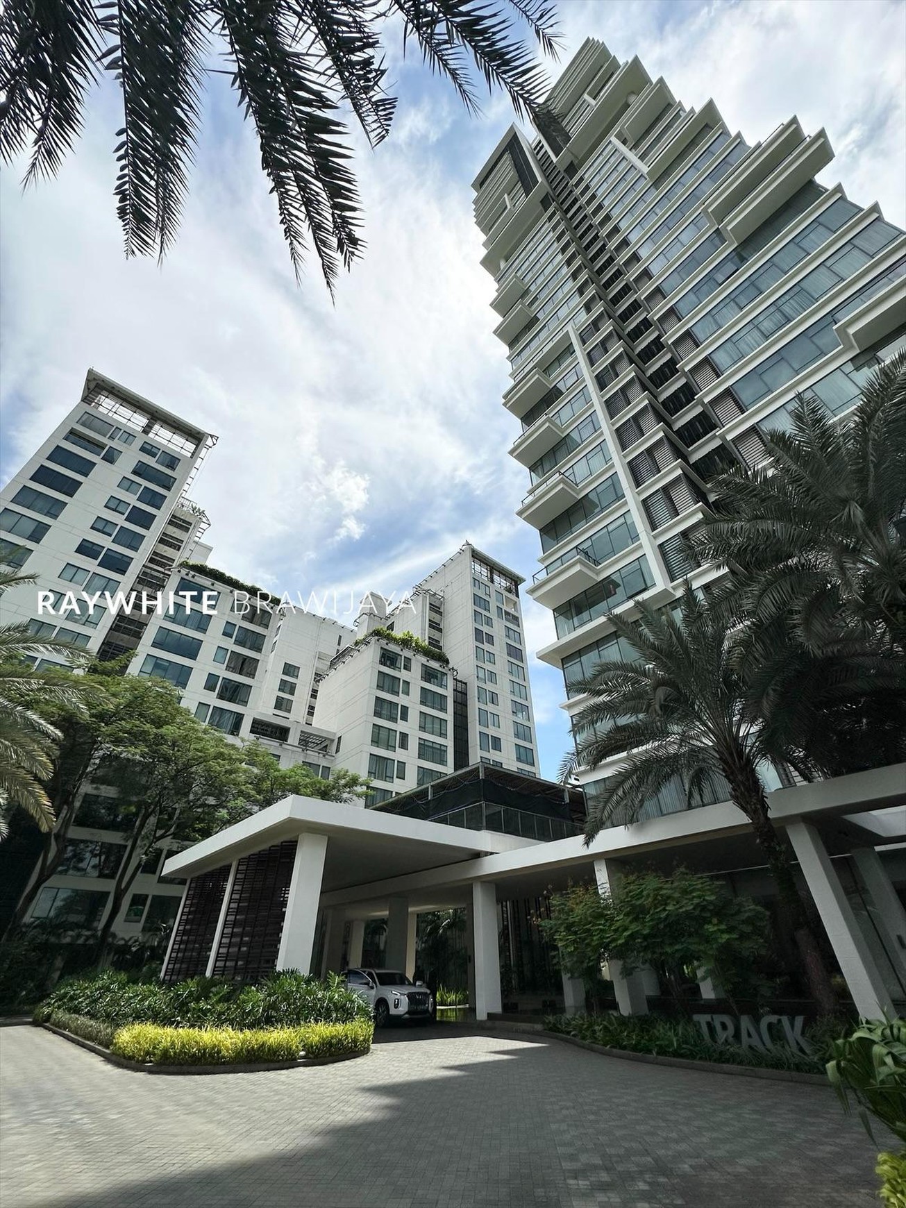 Rumah Hitung Tanah Area Cipete