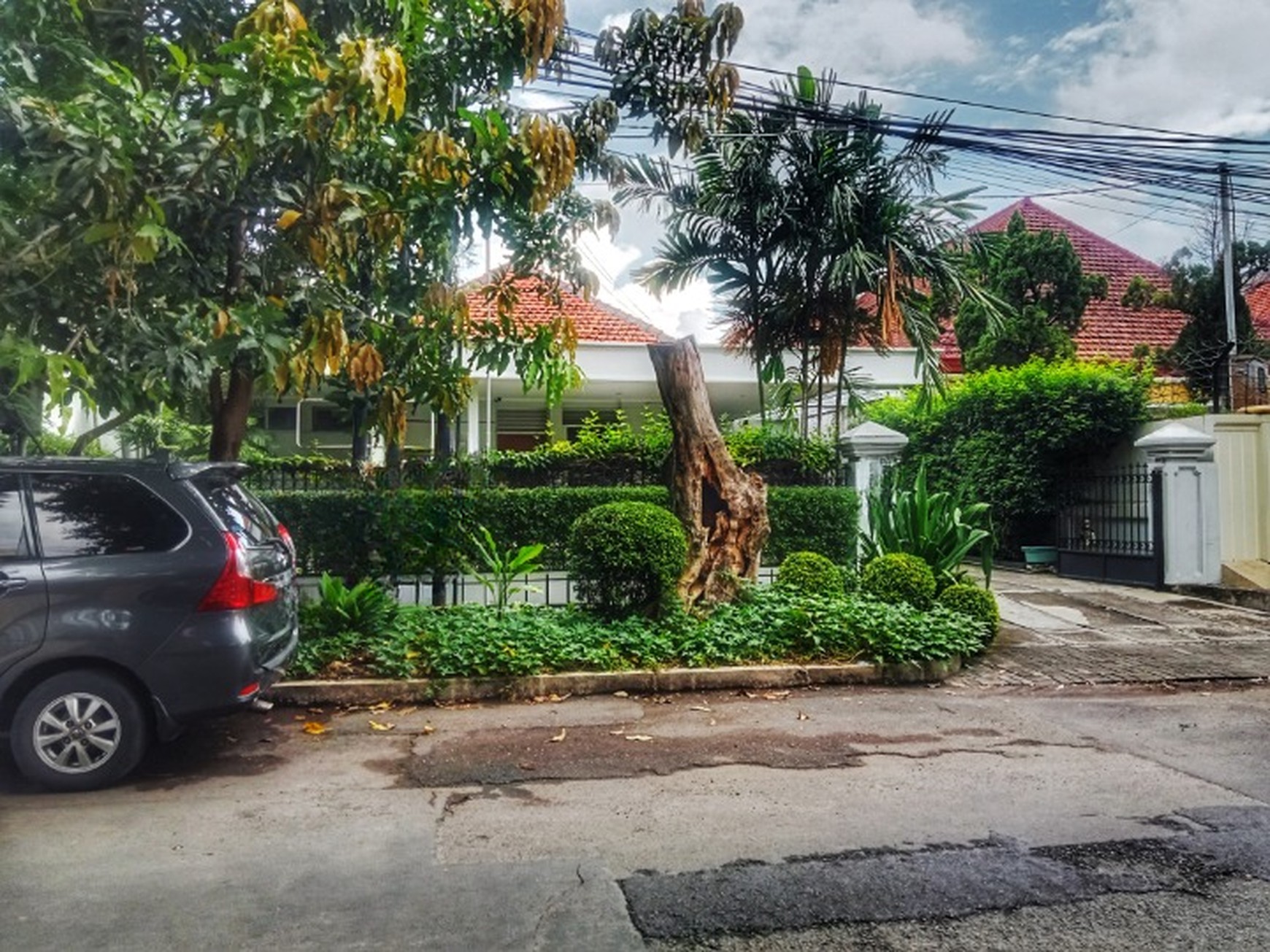Rumah pusat kota jalan kapuas surabaya