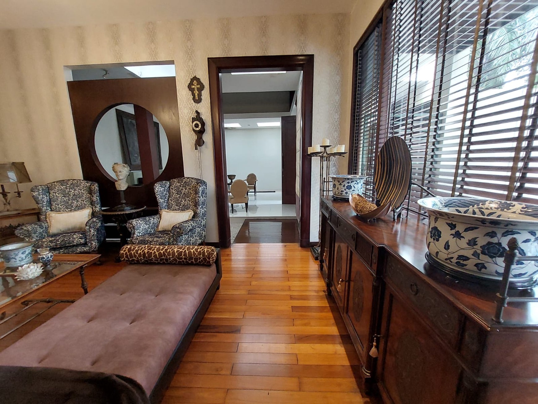Dijual Rumah Bernuansa Resort di Ampera, Jakarta Selatan