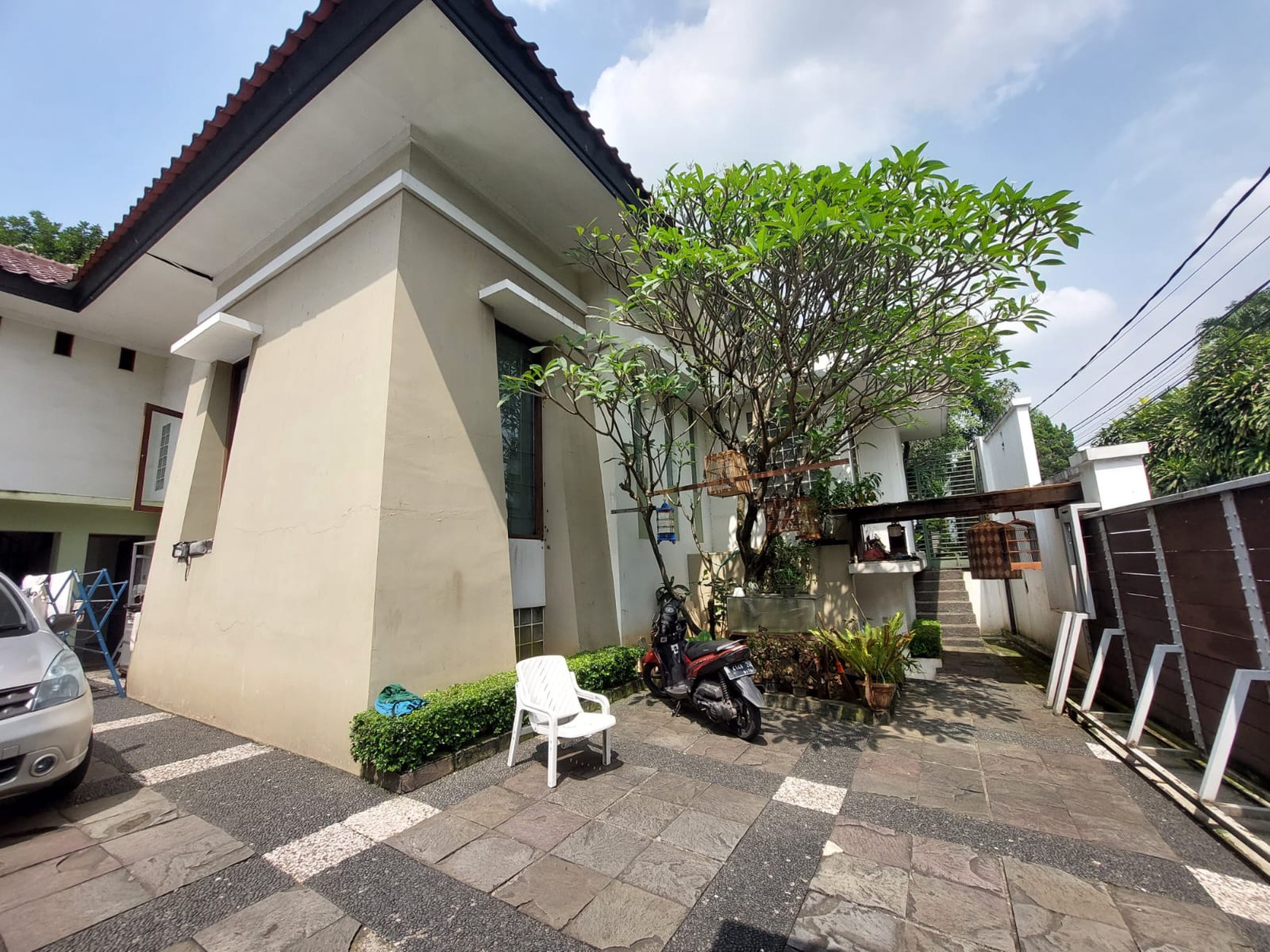 Dijual Rumah Bernuansa Resort di Ampera, Jakarta Selatan