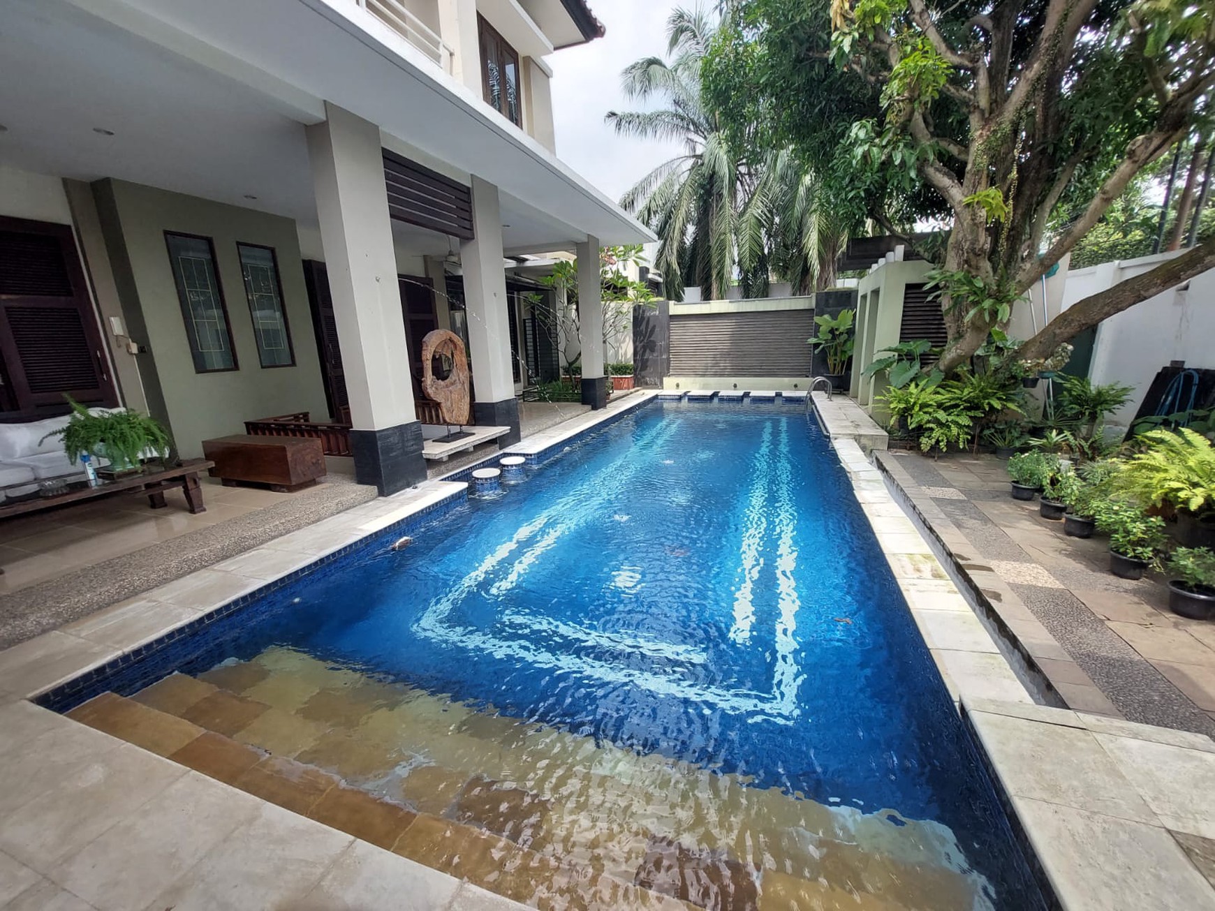 Dijual Rumah Bernuansa Resort di Ampera, Jakarta Selatan