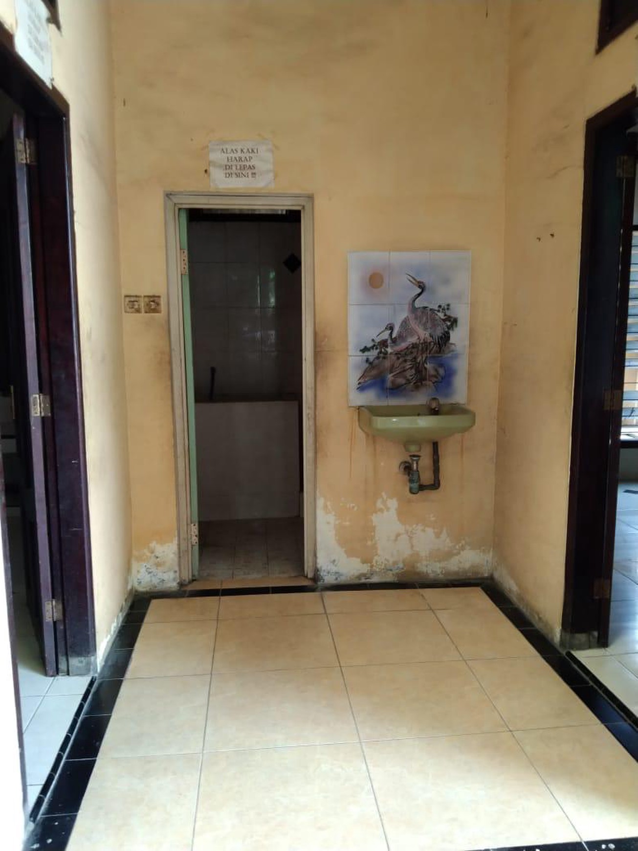 Di sewakan Gudang Kemayoran Rp 250 juta / tahun nego Surabaya
