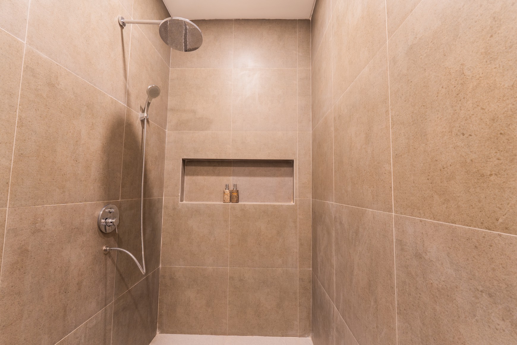 For Rent Brand New Villa With Private Pool in Pererenan Mengwi