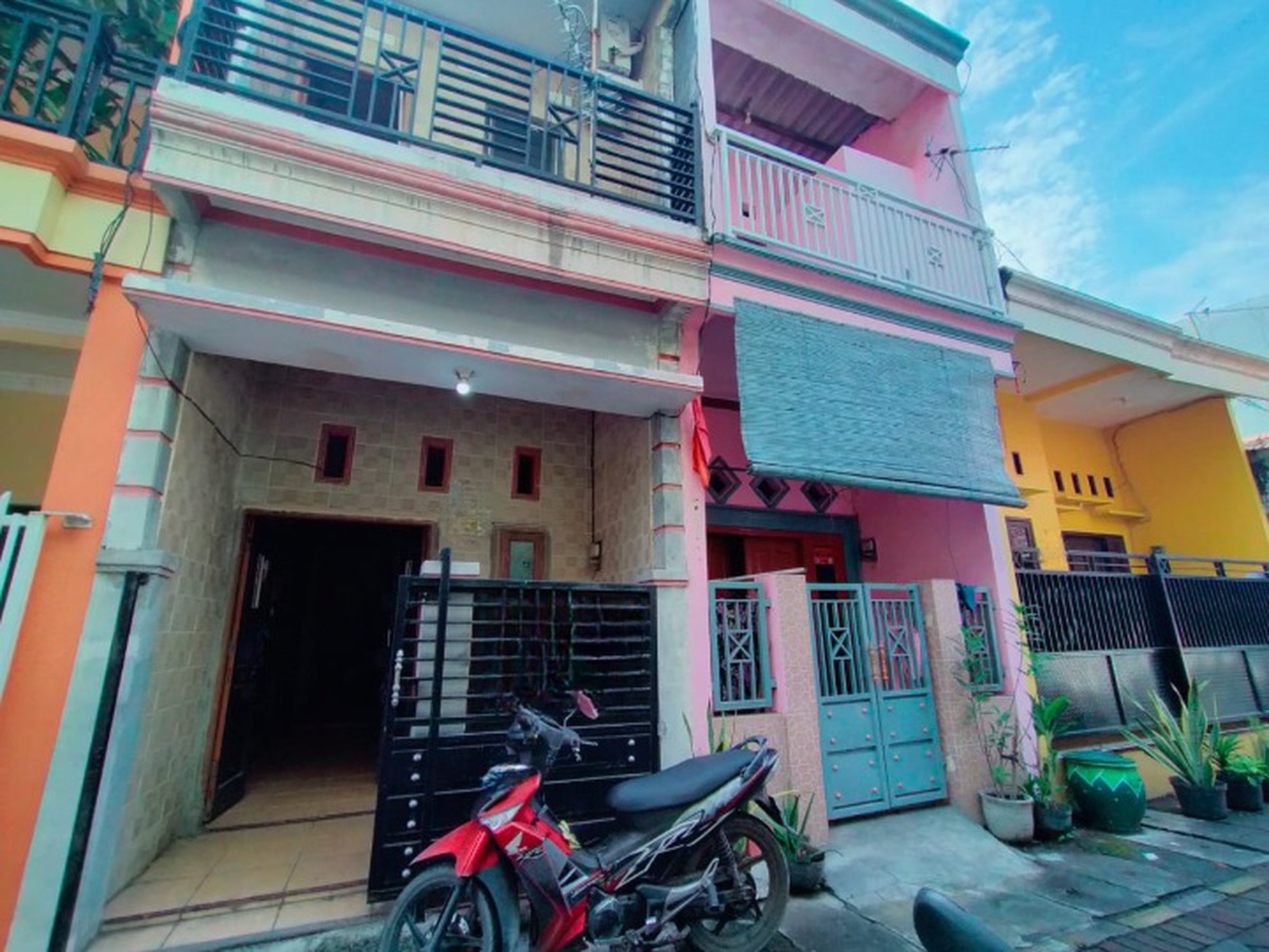 Rumah Setro semi furnished 390 juta nego