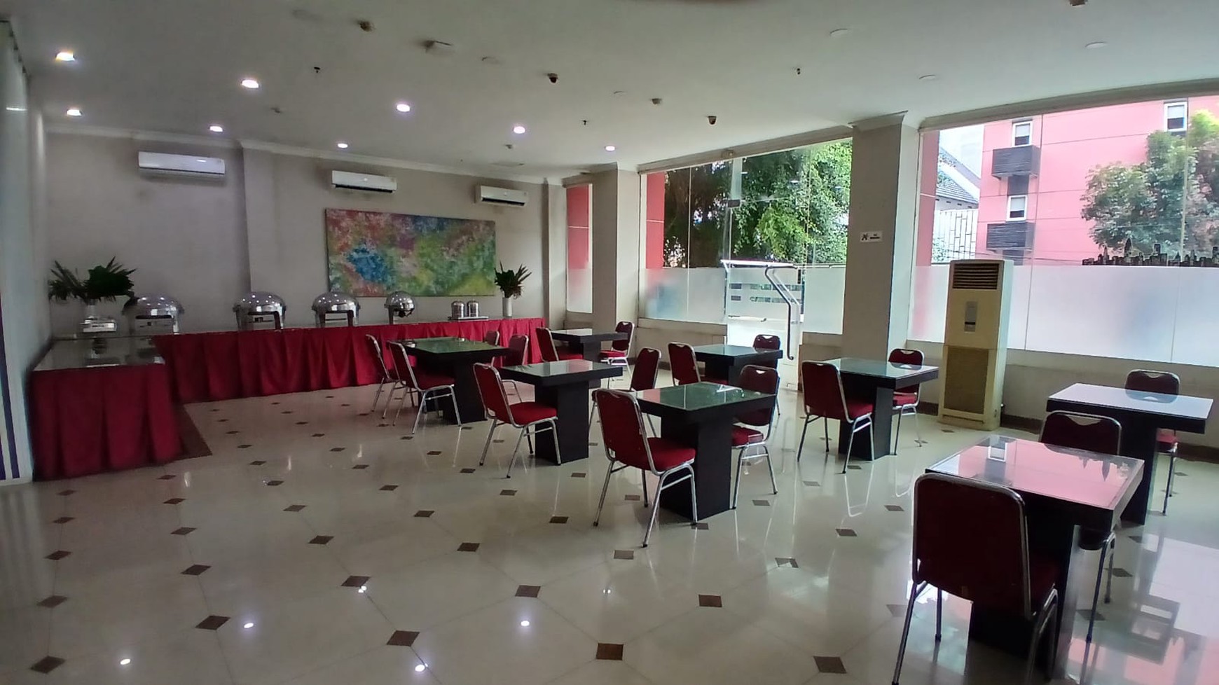 Ruang Usaha yg Strategis di Panglima Polim, Jakarta Selatan dekat Blok M cocok untuk usaha Restoran