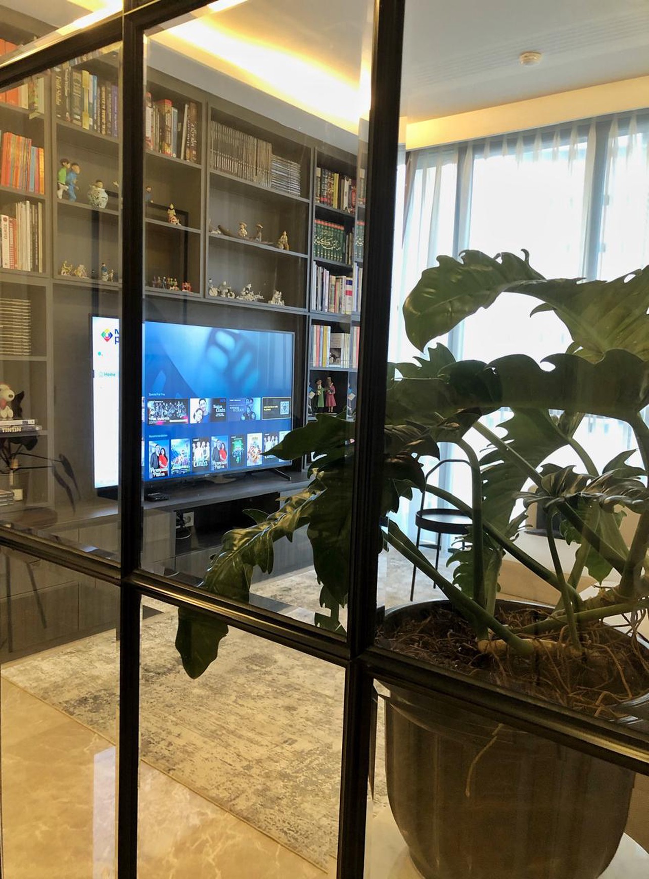 Apartemen 2BR Lantai Marmer Siap Huni di Cilandak Selangkah ke Tol & MRT 