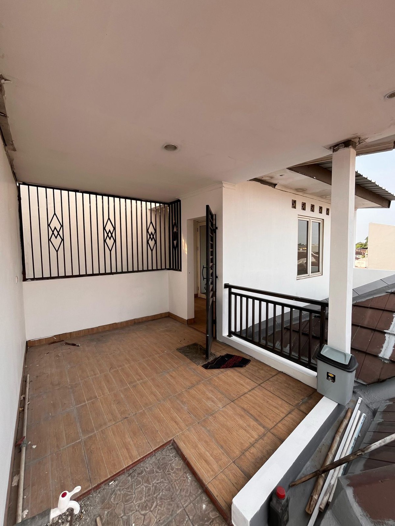 Dijual rumah bagus dan modern di Bintaro Rumah