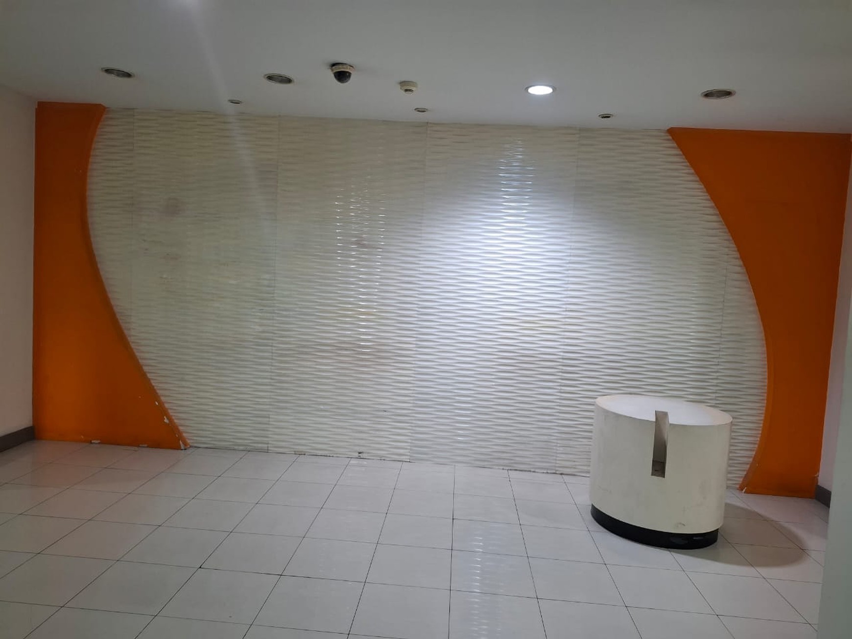 Di Sewa Gedung Perkantoran Jl. Kebon Sirih Raya Menteng - Jakpus
