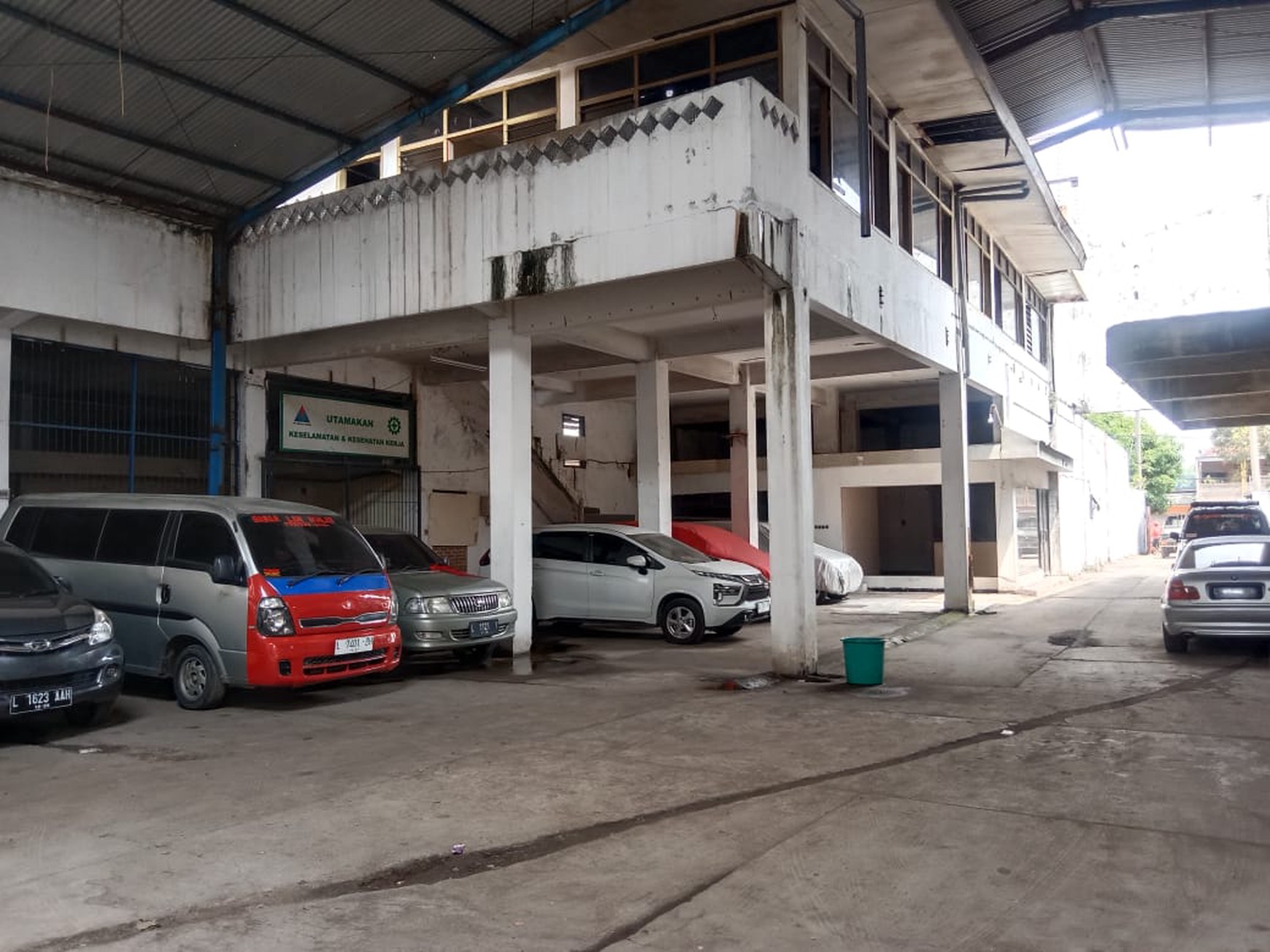 Lelang Gudang Jl. Kusuma, Waru, Sidoarjo