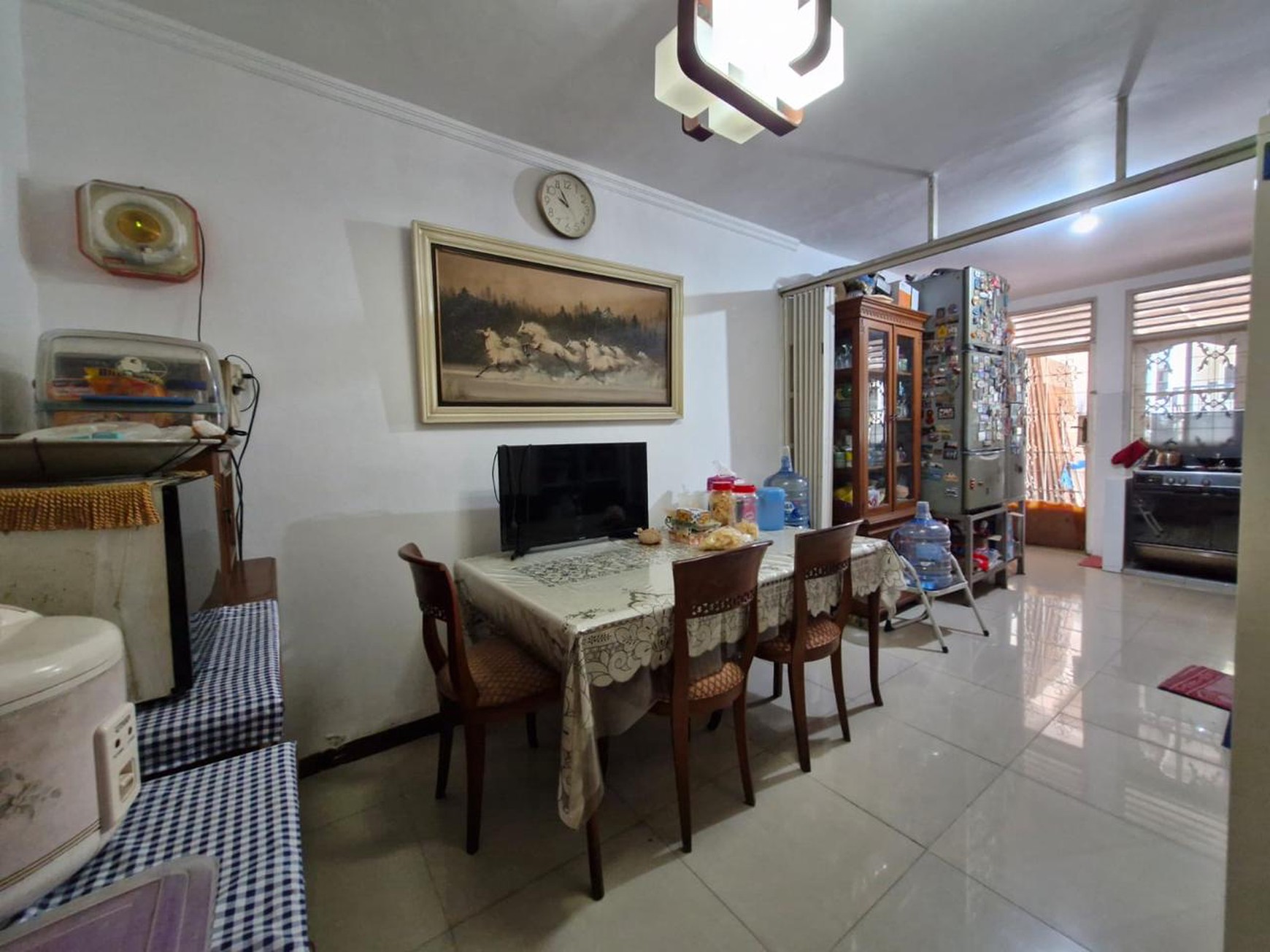 Di Jual Rumah lama di hook, Jl. Kelapa Puan Timur, Pegangsaan Dua, Kelapa Gading, Jakarta Utara